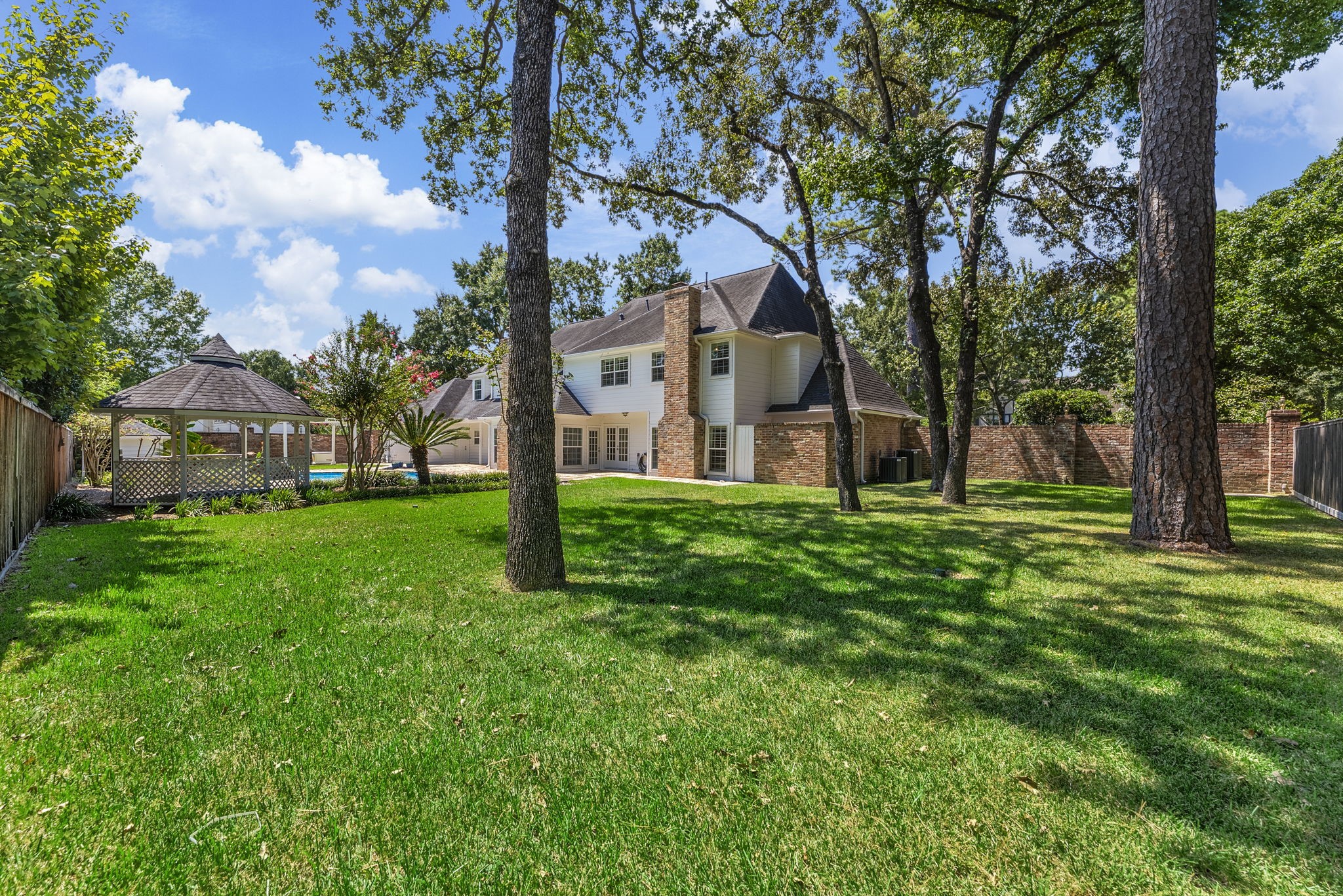 16014 Champion Drive Property Photo 43