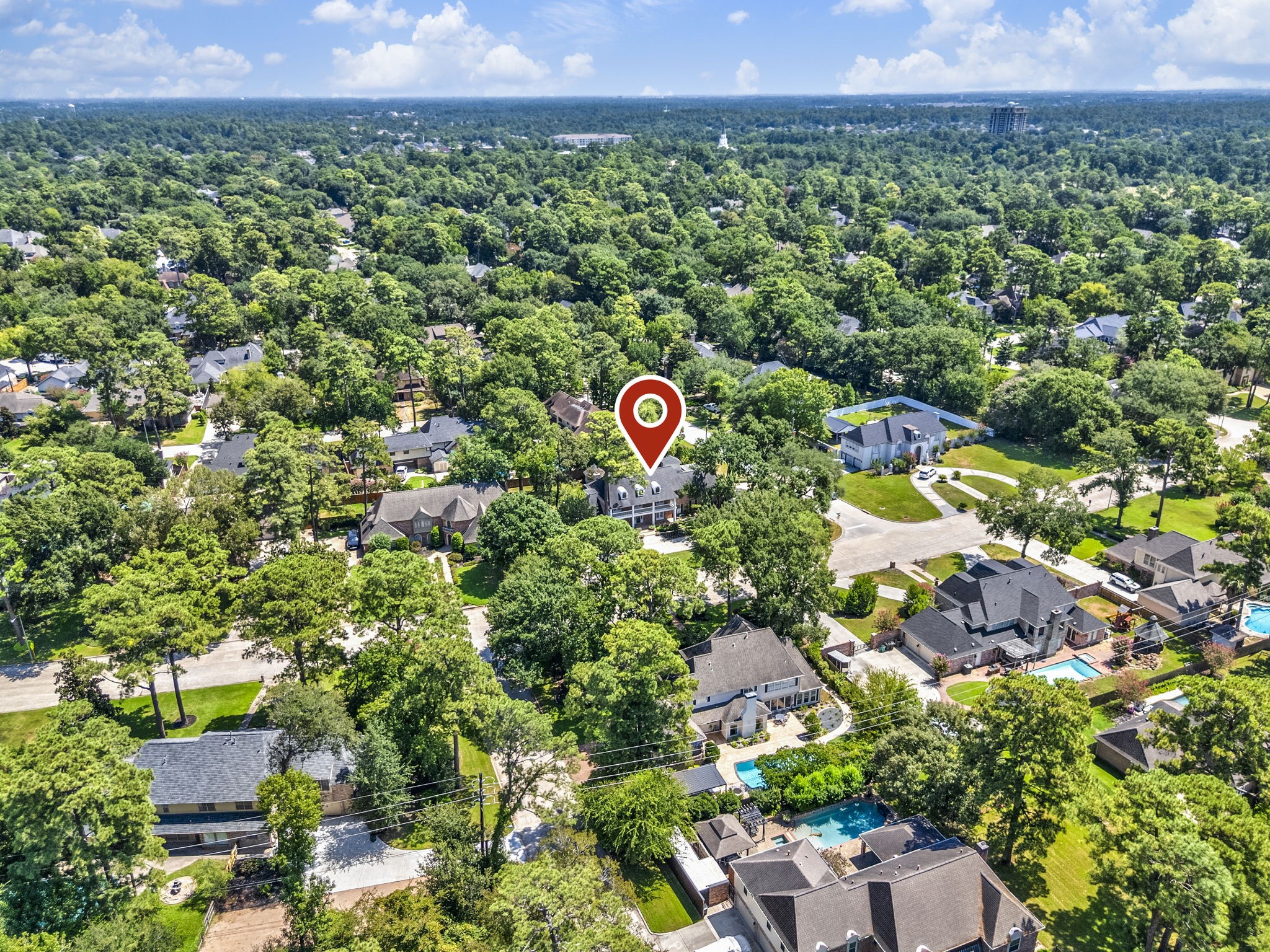 16014 Champion Drive Property Photo 49