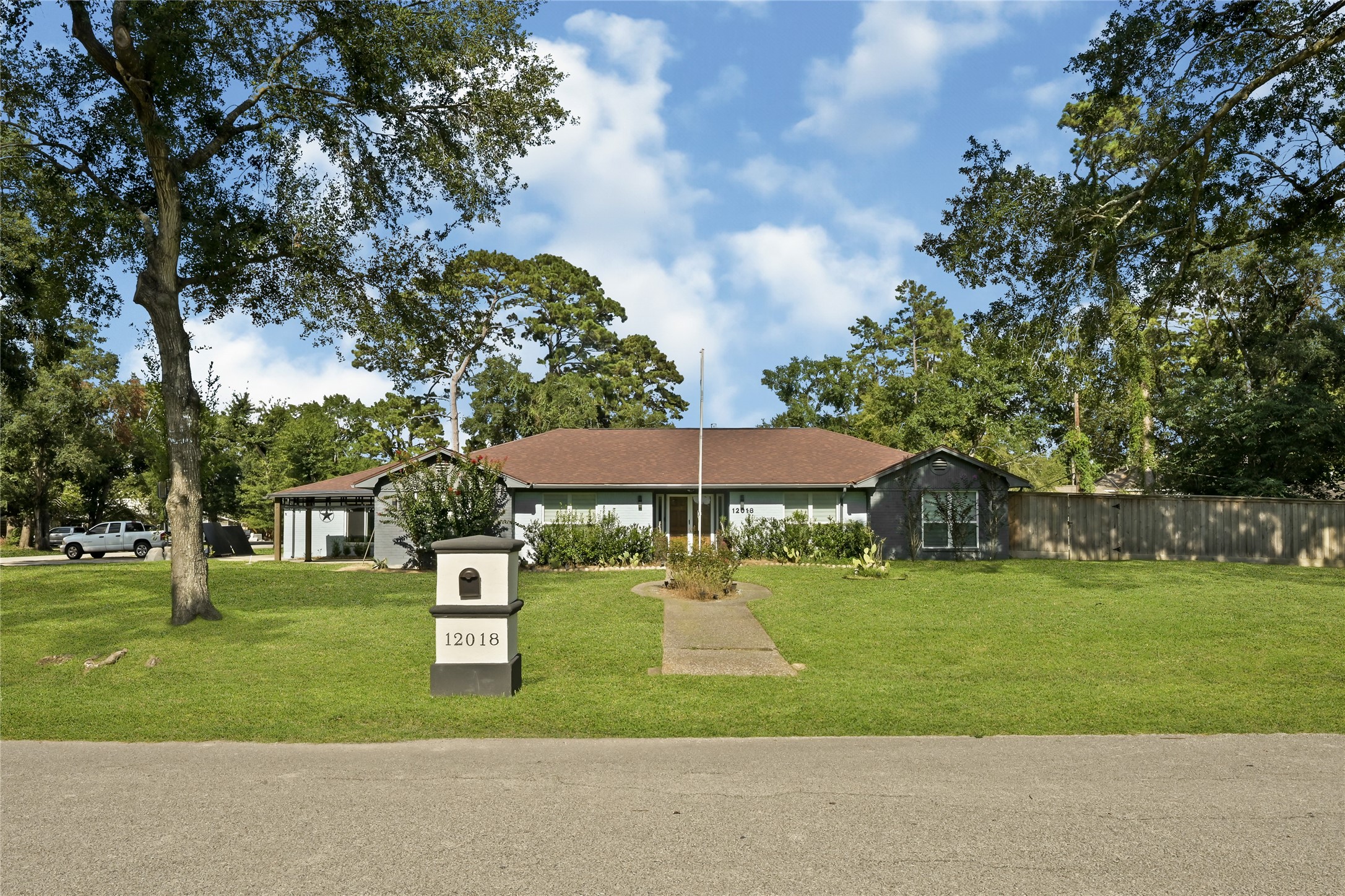 12018 Beinhorn Drive Property Photo 1