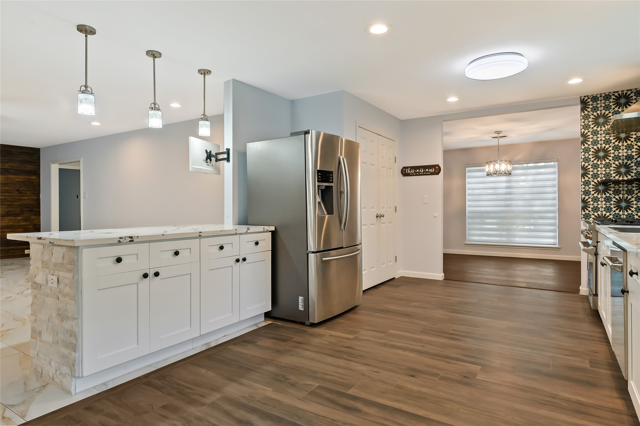 12018 Beinhorn Drive Property Photo 11