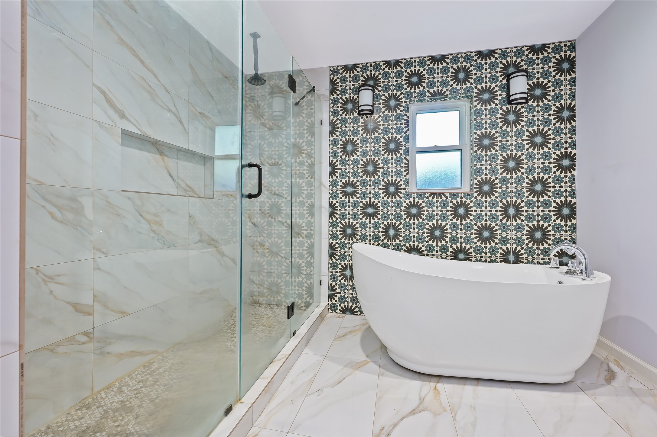 12018 Beinhorn Drive Property Photo 17