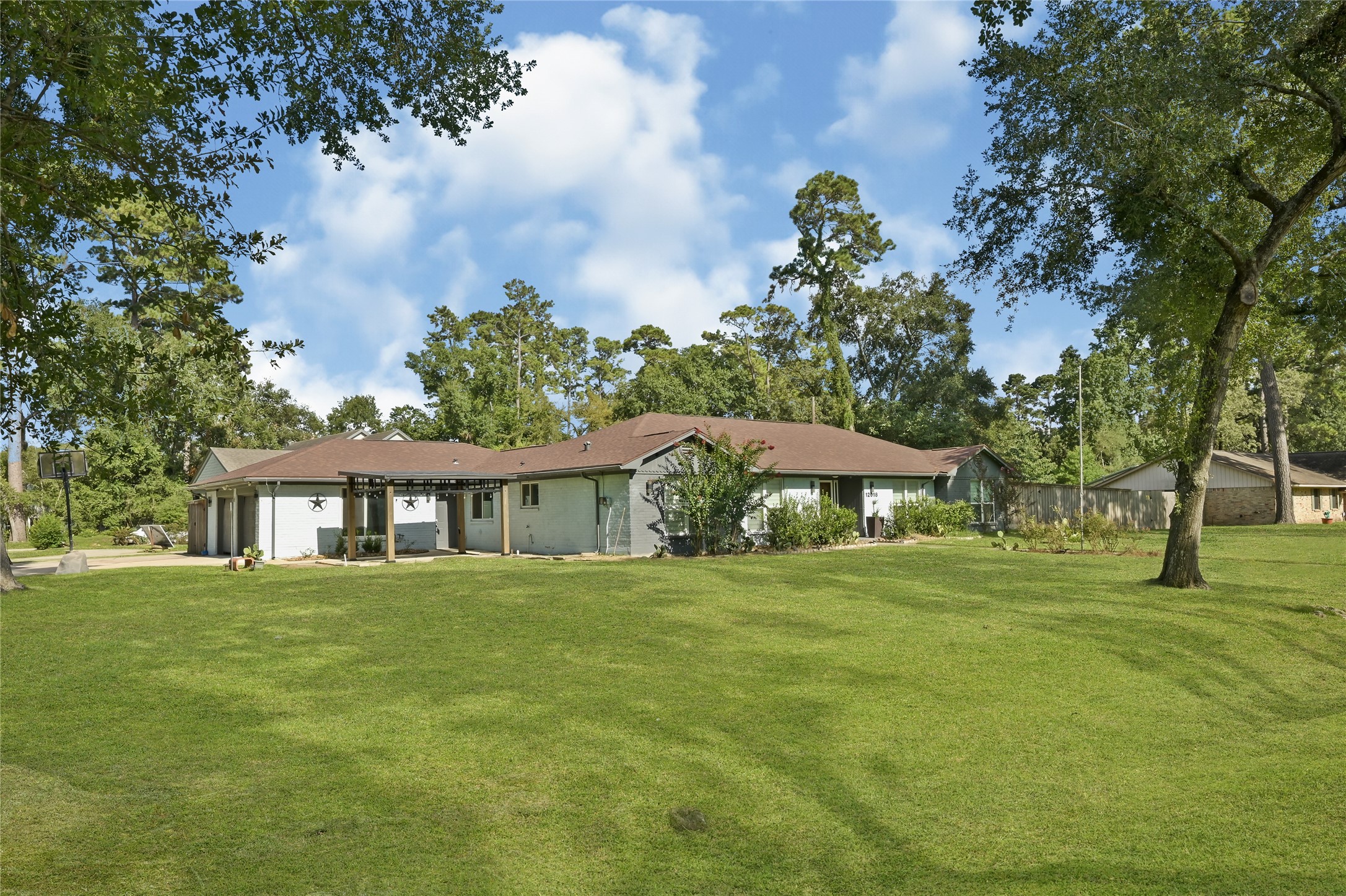 12018 Beinhorn Drive Property Photo 29