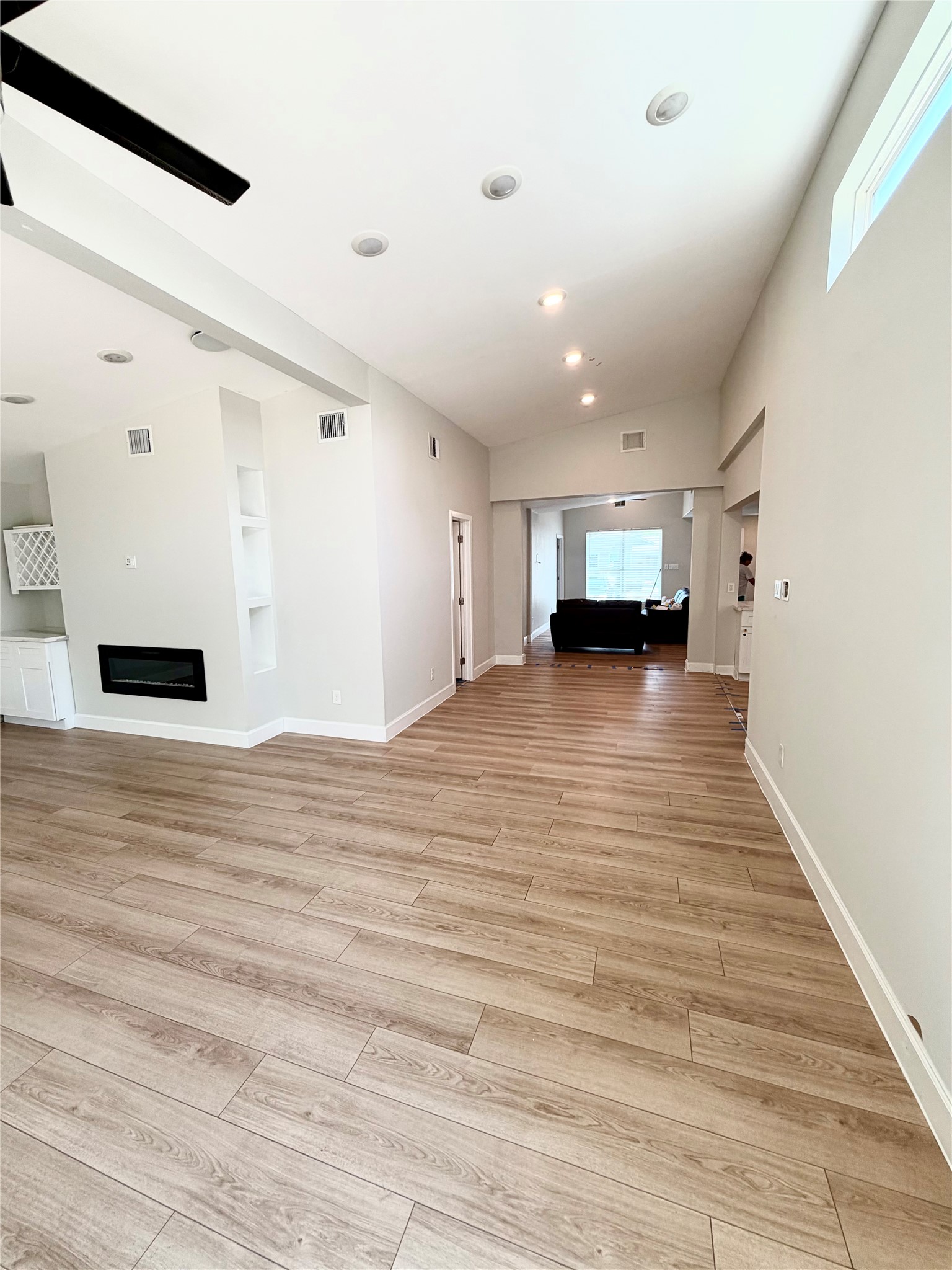 1925 Pech Road Property Photo 7