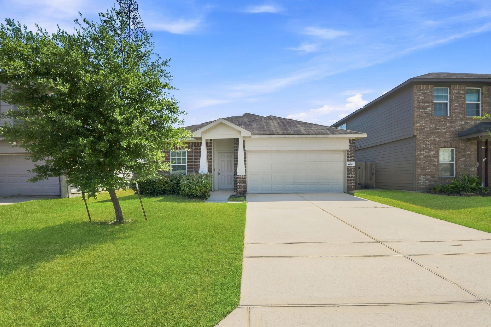 17218 Erin Oaks Lane Property Photo 1