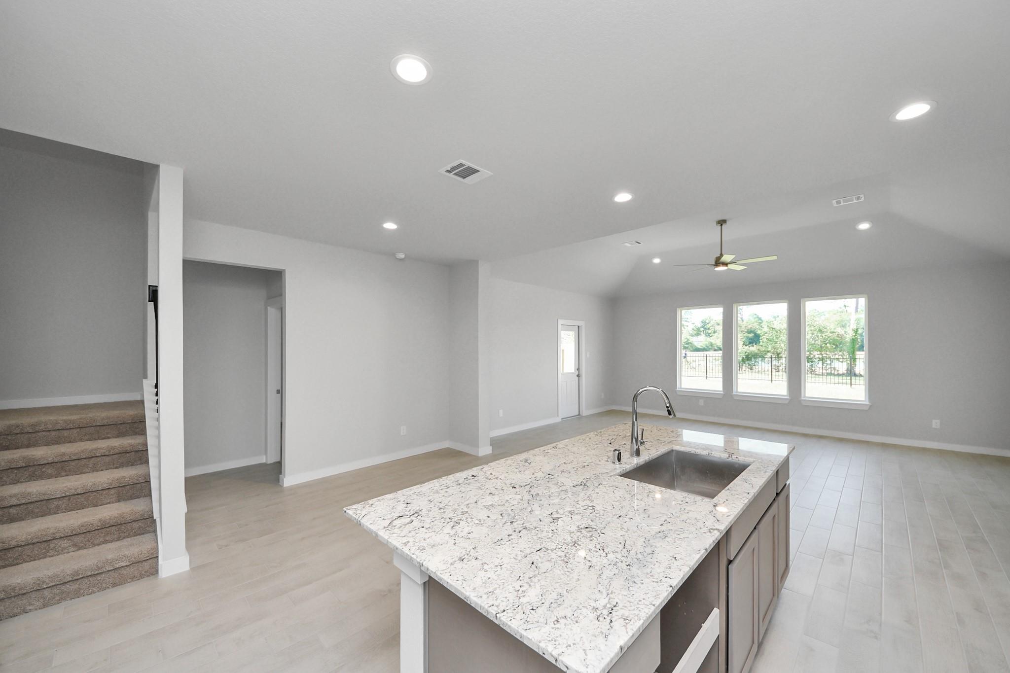 11722 Leafy Laurel Drive, Houston Tx 77066 Property Photo 11