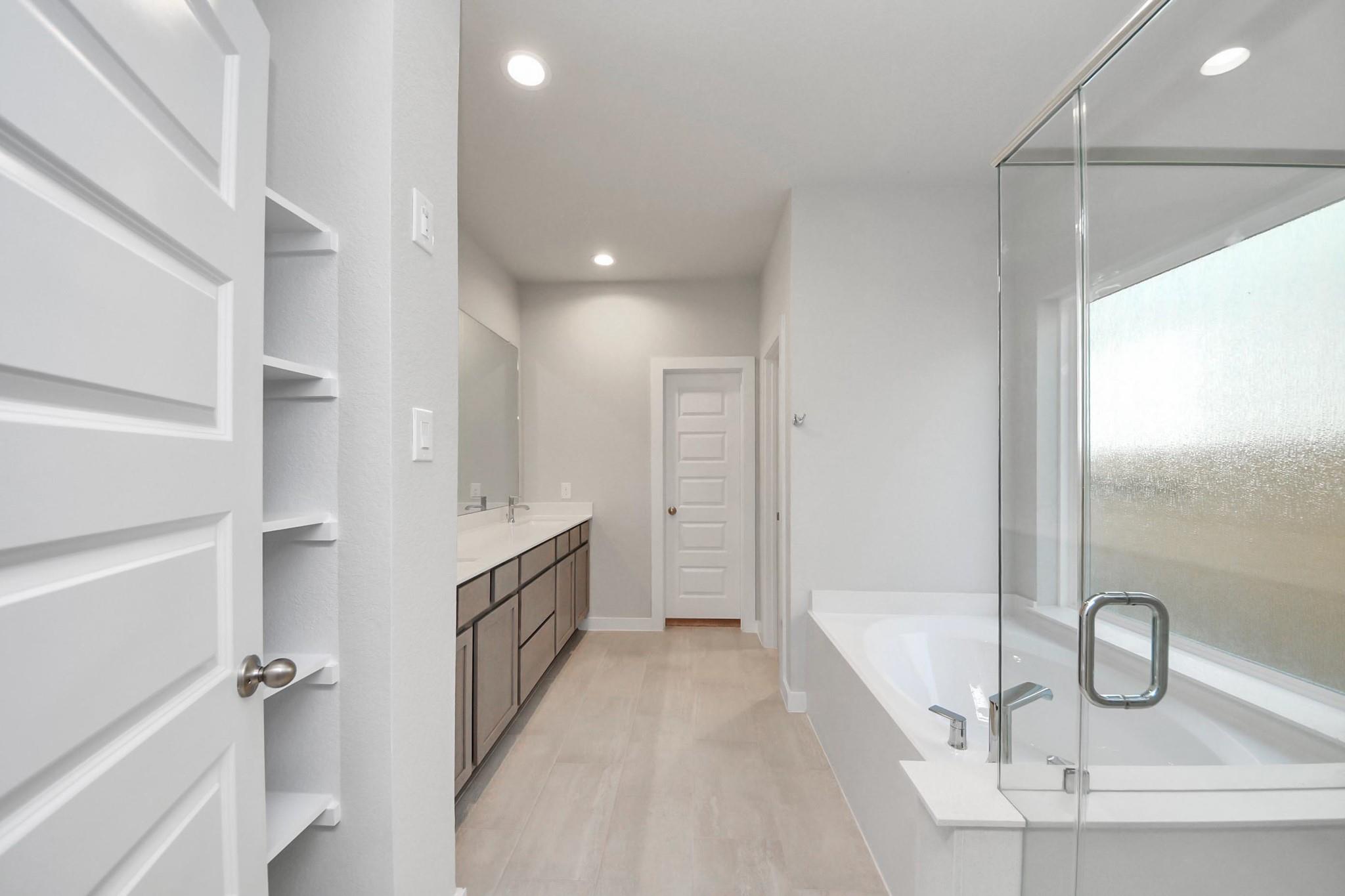 11722 Leafy Laurel Drive, Houston Tx 77066 Property Photo 21