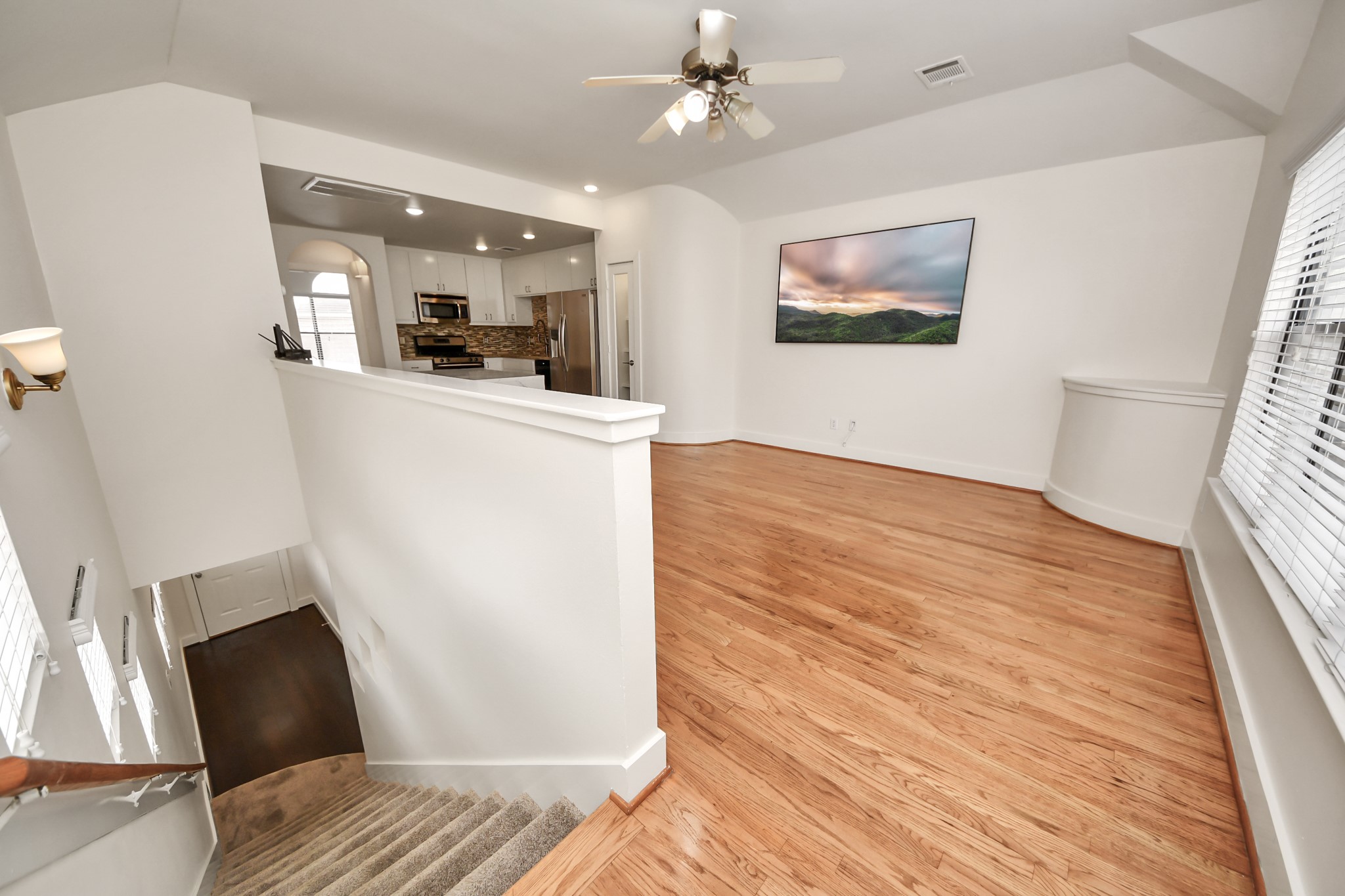 5941 South Loop E 205 Property Photo 5