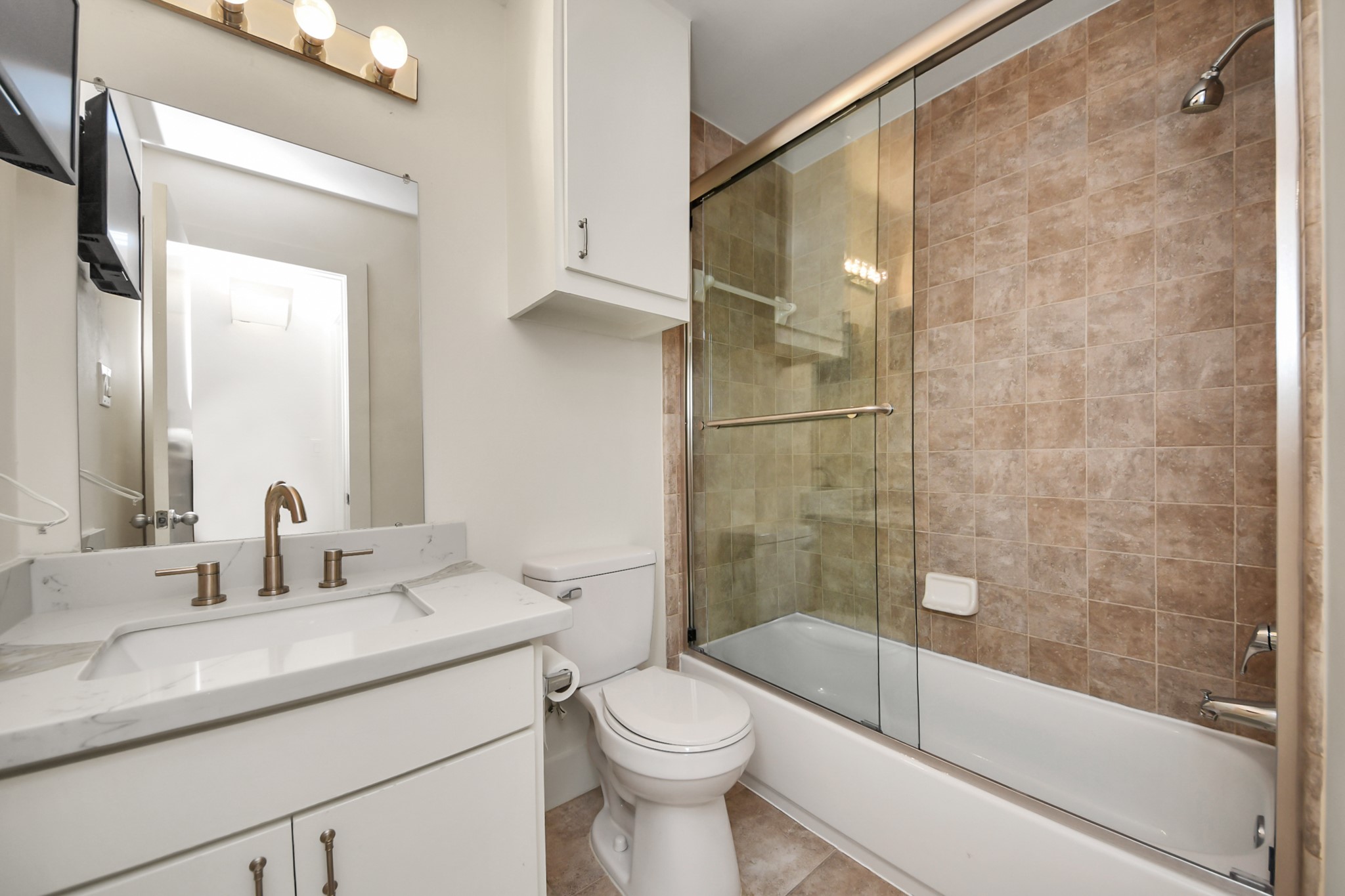 5941 South Loop E 205 Property Photo 16