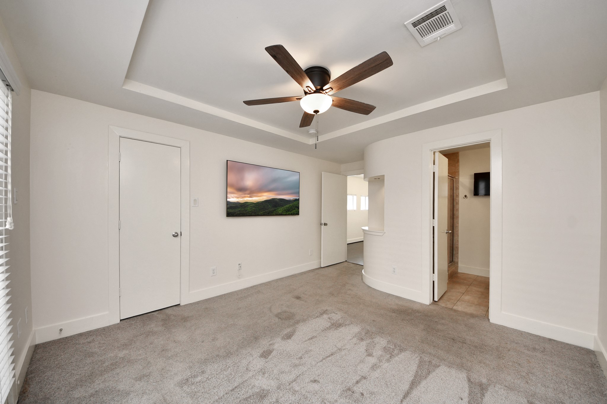 5941 South Loop E 205 Property Photo 17