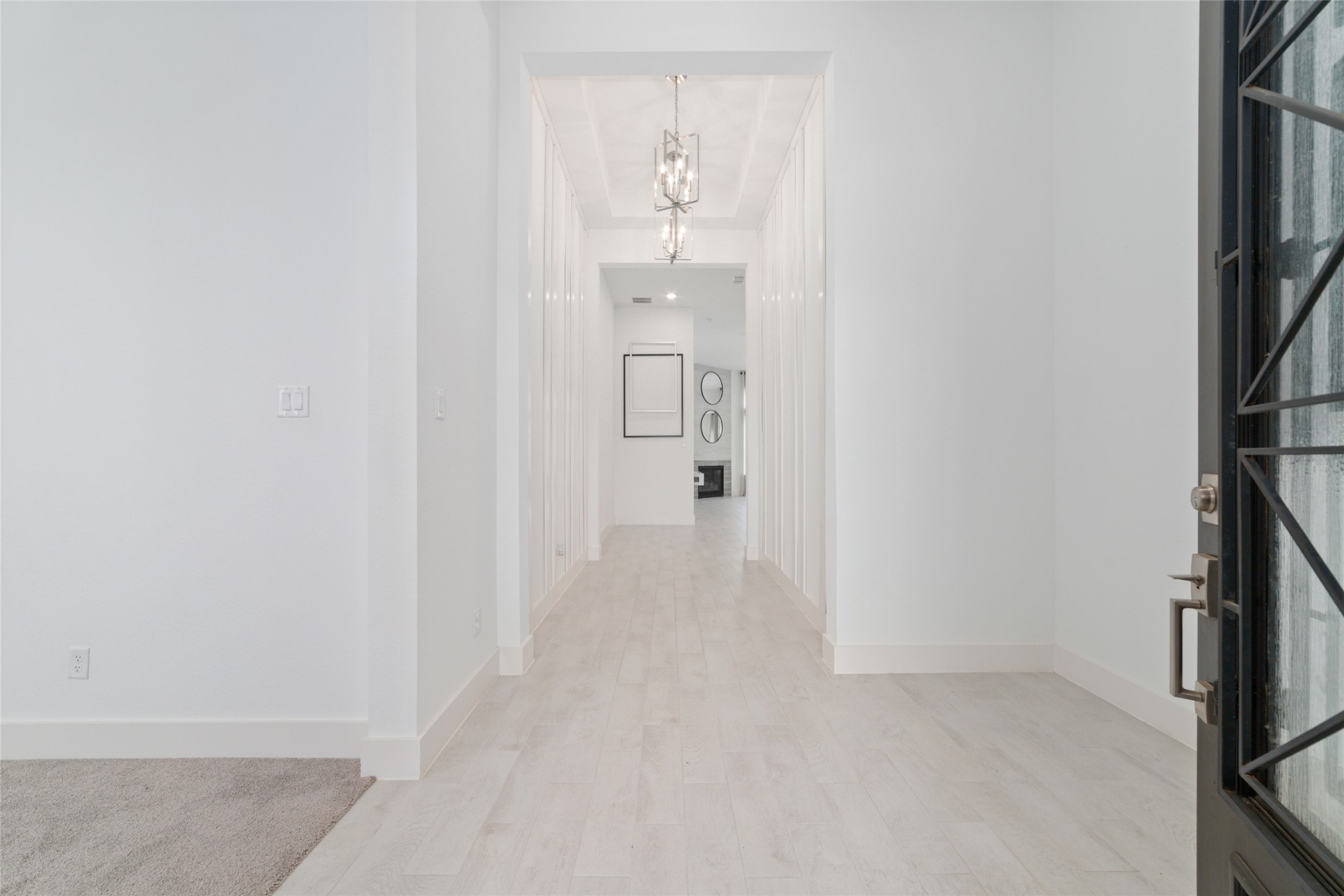 32018 Crested Knoll Court Property Photo 4