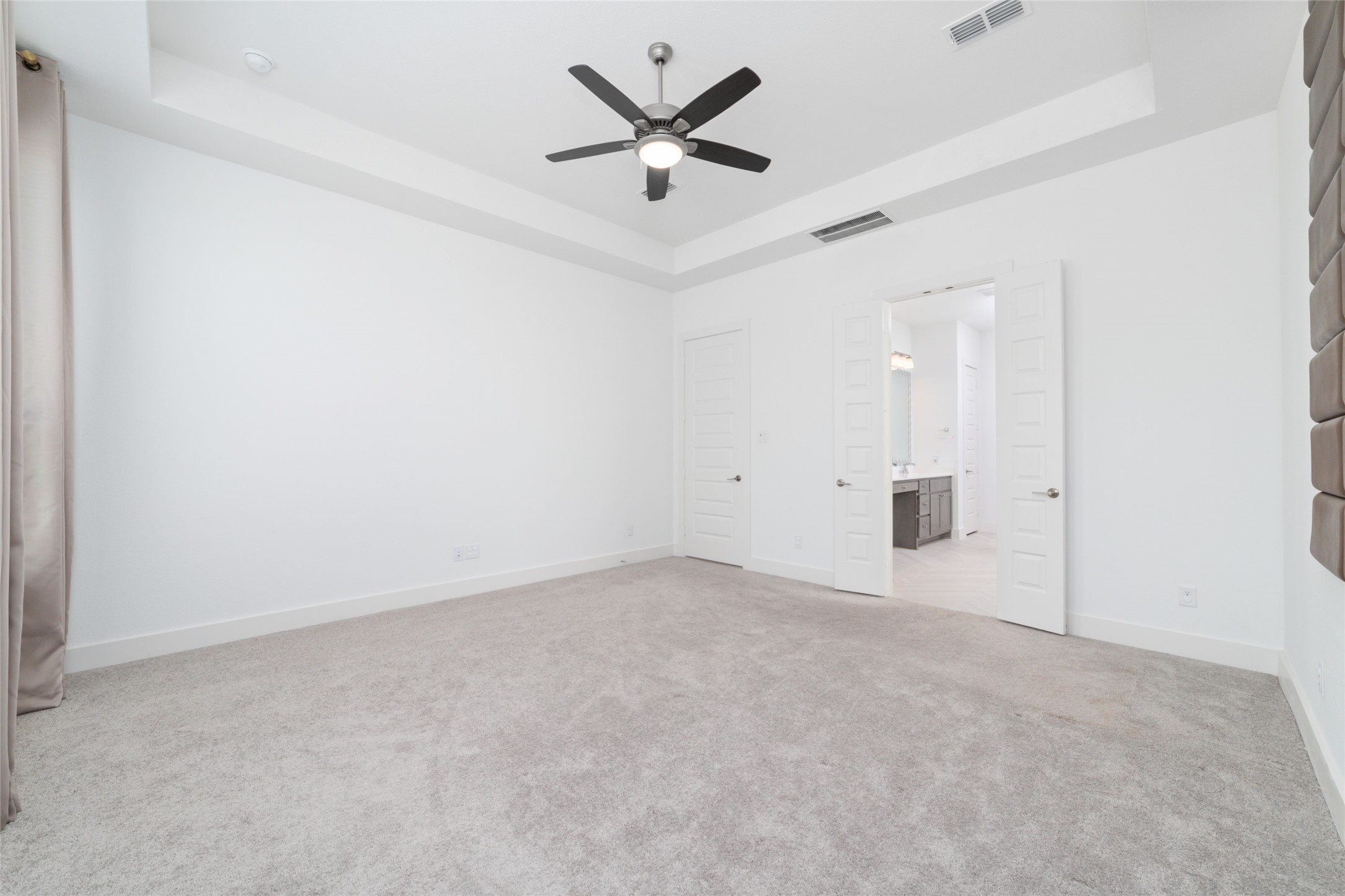 32018 Crested Knoll Court Property Photo 12