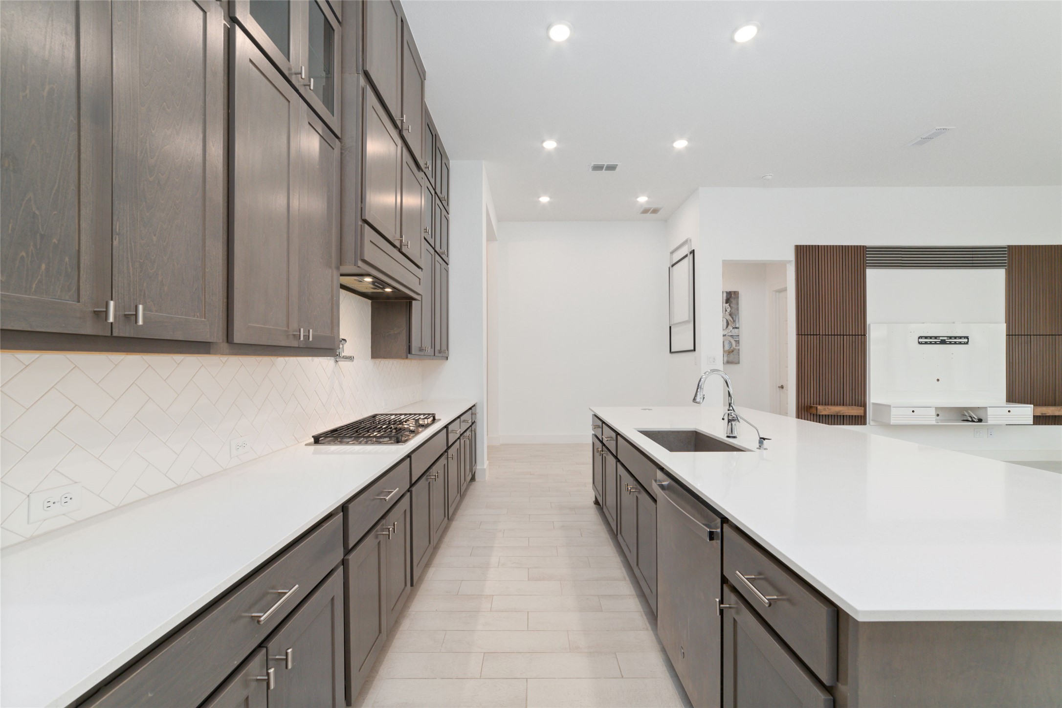 32018 Crested Knoll Court Property Photo 18