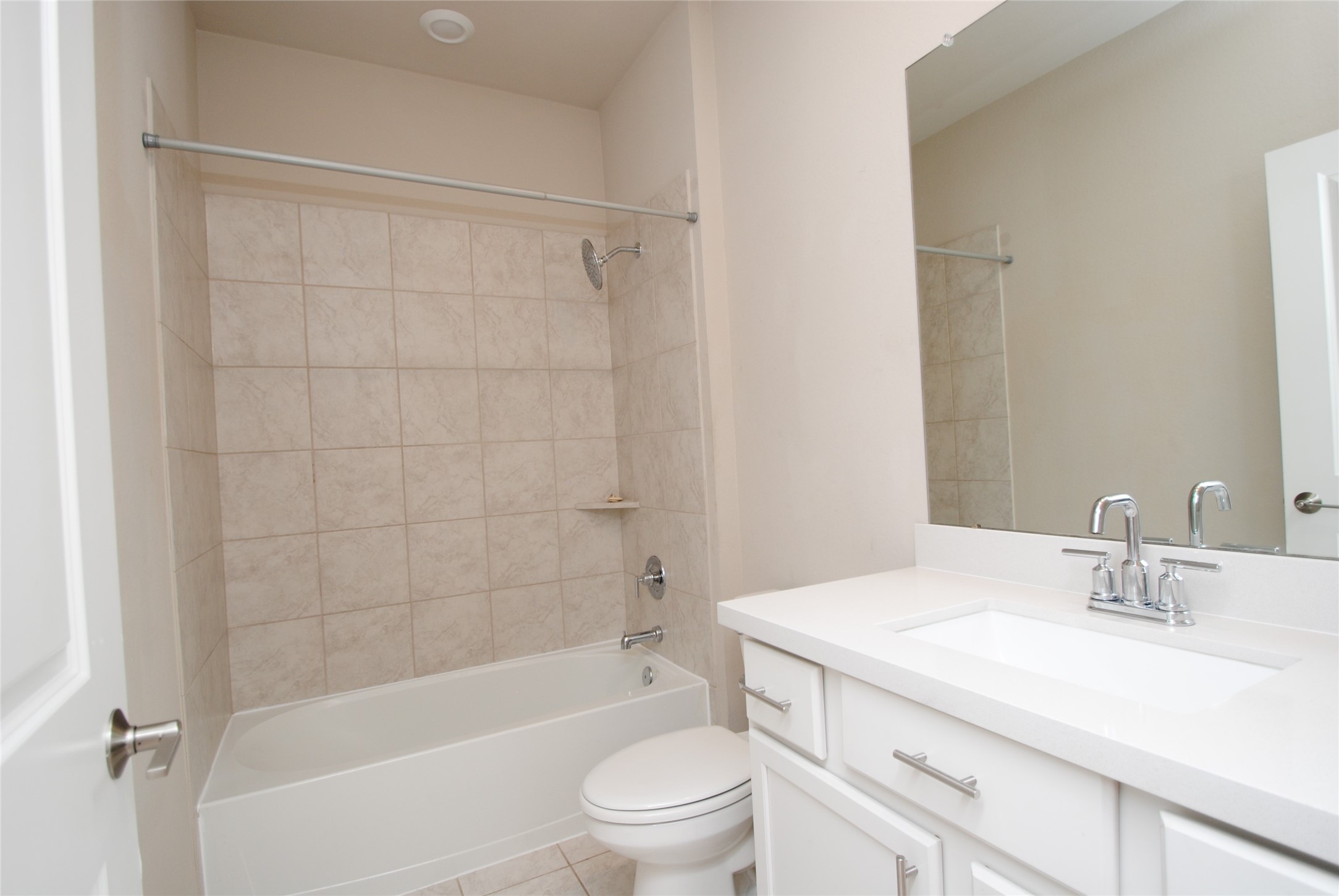 8326 Oakland Heights Lane Property Photo 7
