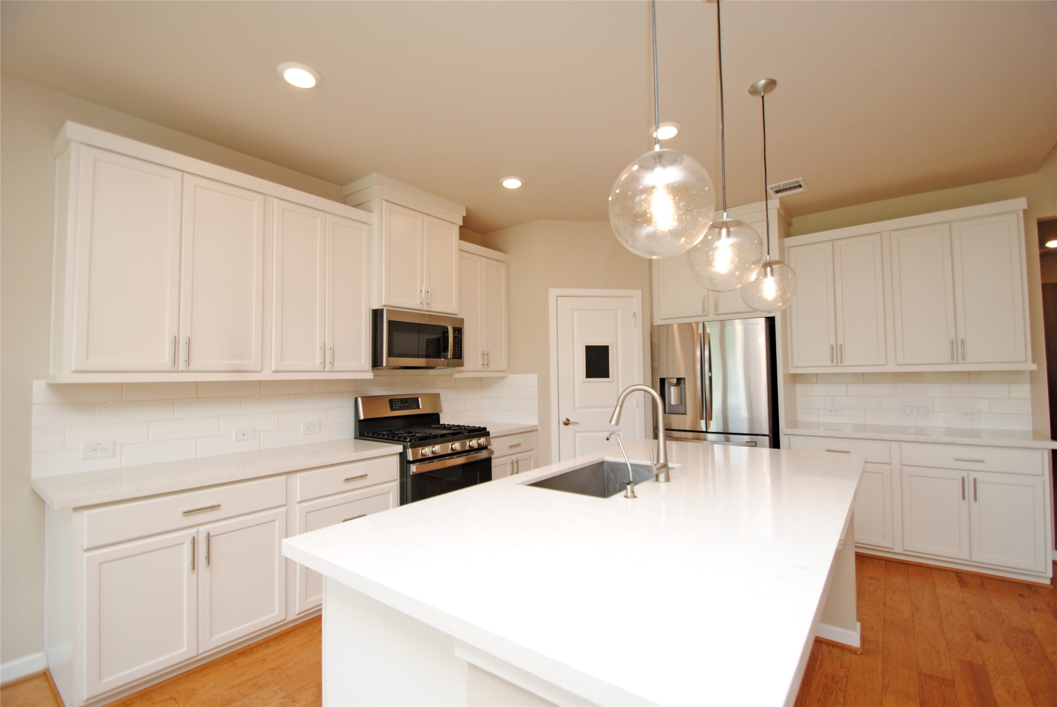 8326 Oakland Heights Lane Property Photo 31