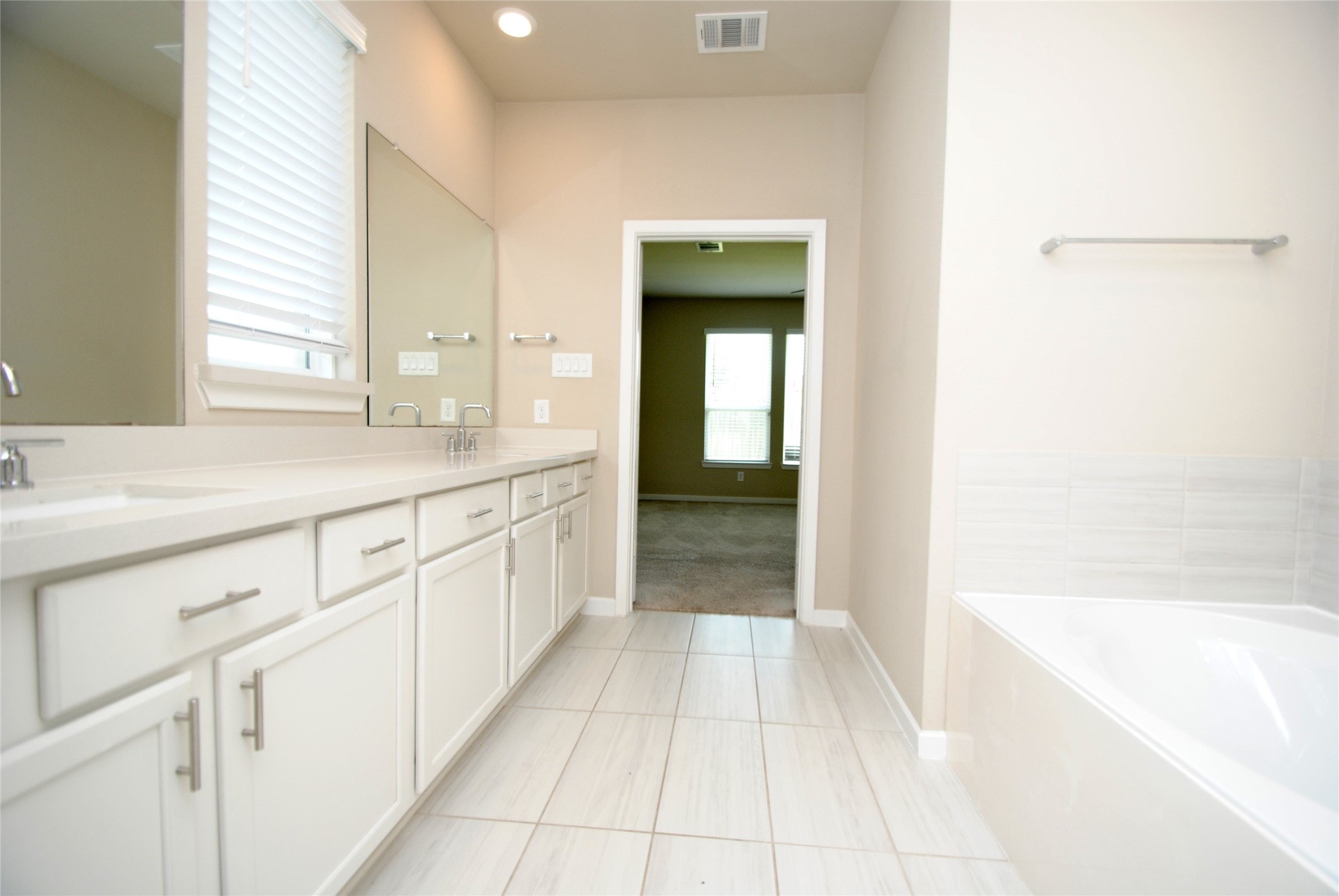 8326 Oakland Heights Lane Property Photo 32