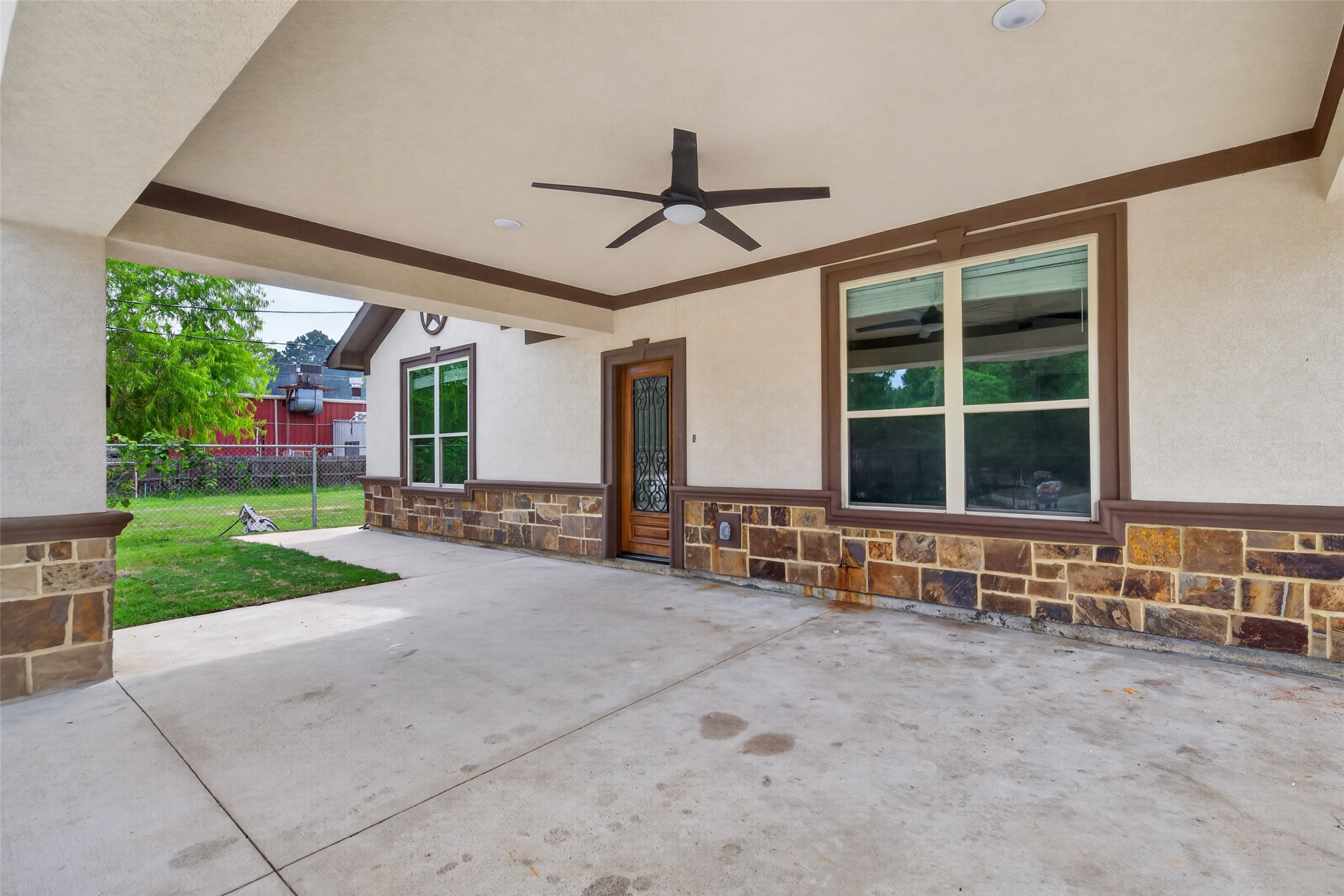432 County Road 3479a Property Photo 5