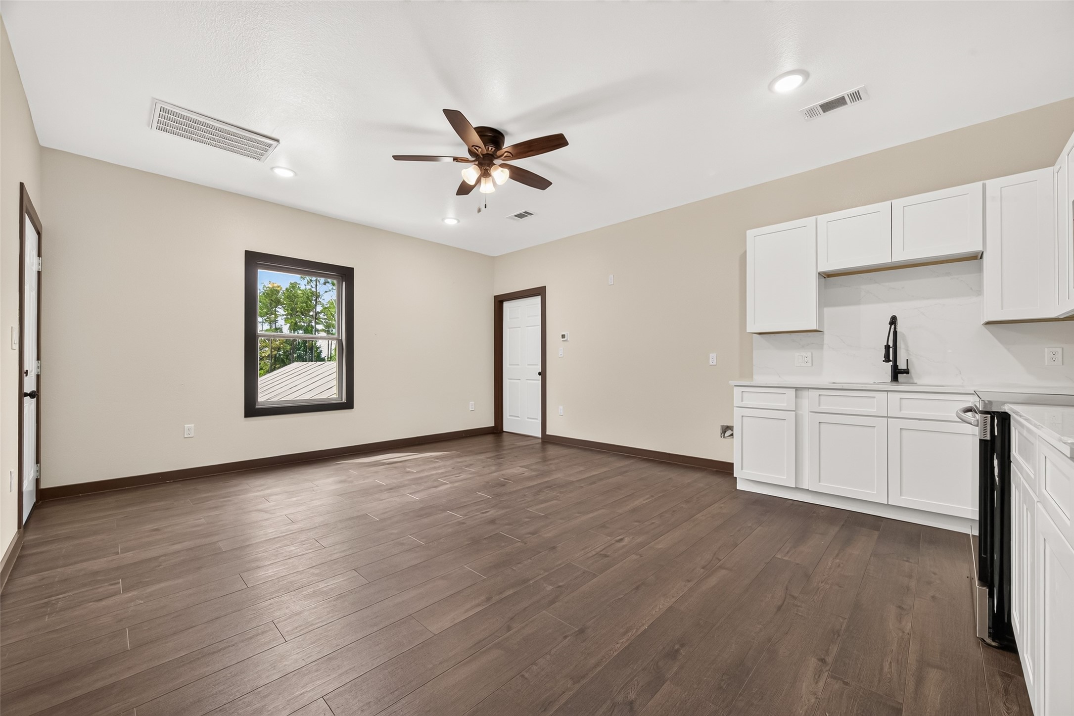432 County Road 3479a Property Photo 34