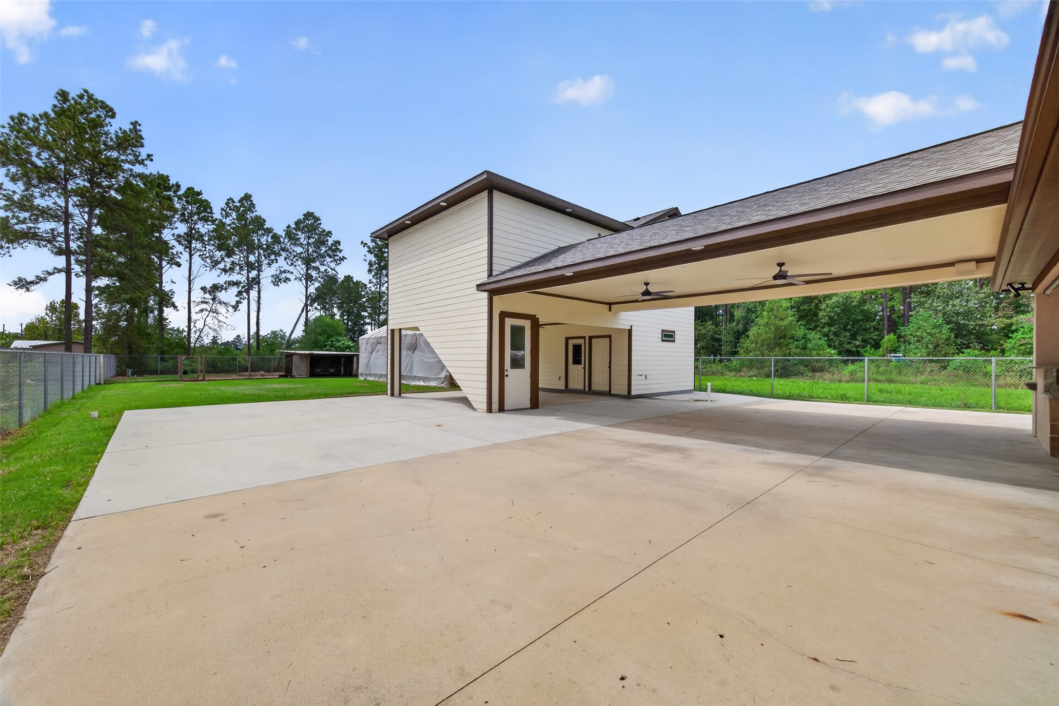 432 County Road 3479a Property Photo 40