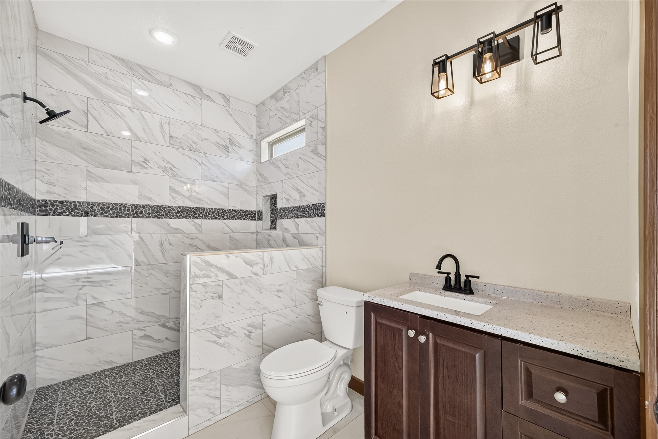 432 County Road 3479a Property Photo 41