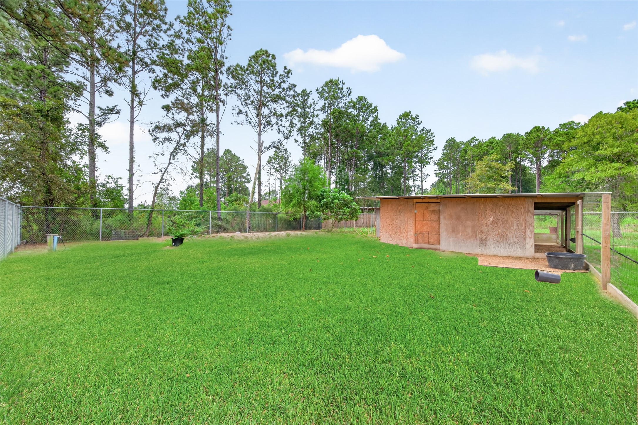 432 County Road 3479a Property Photo 46