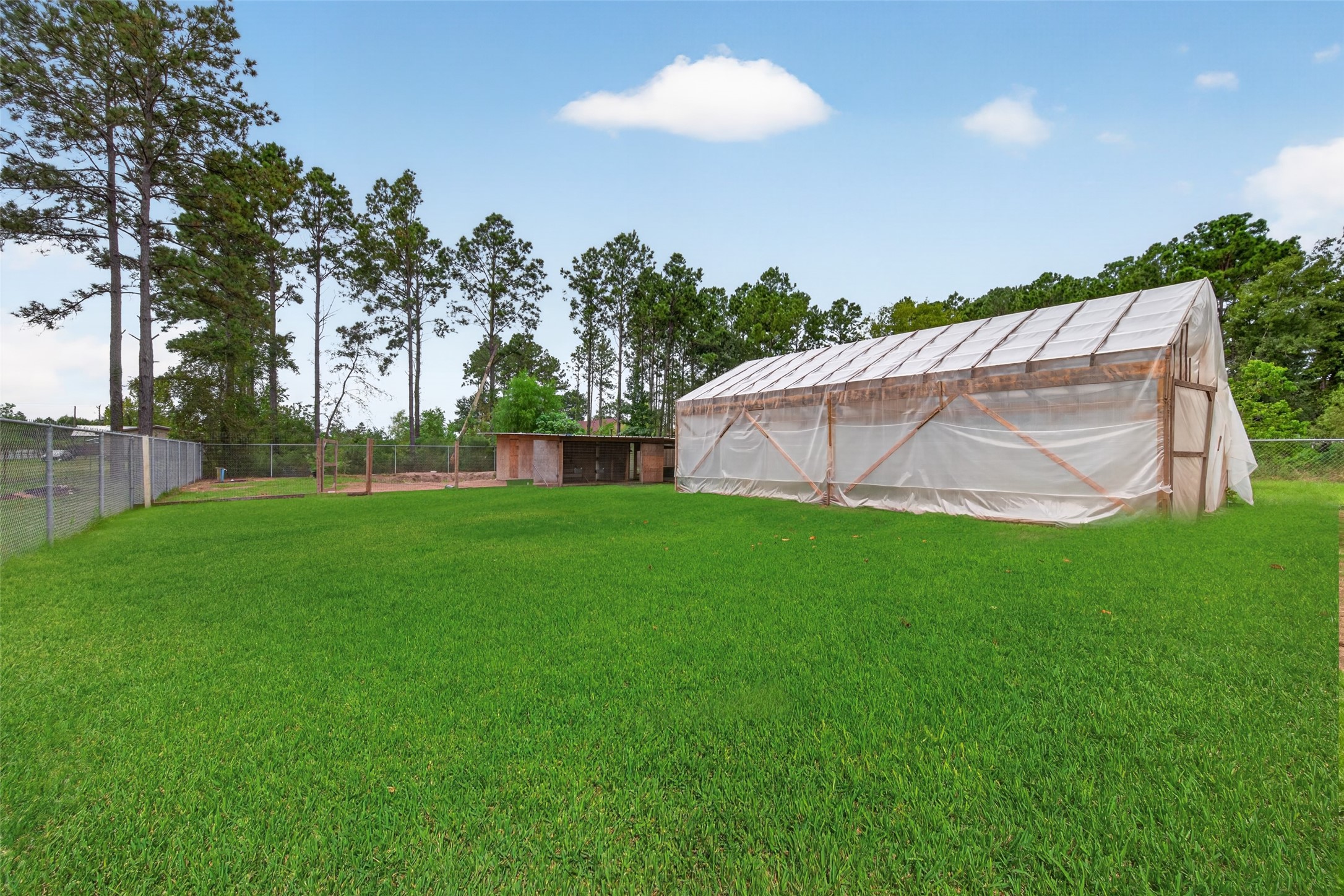 432 County Road 3479a Property Photo 48