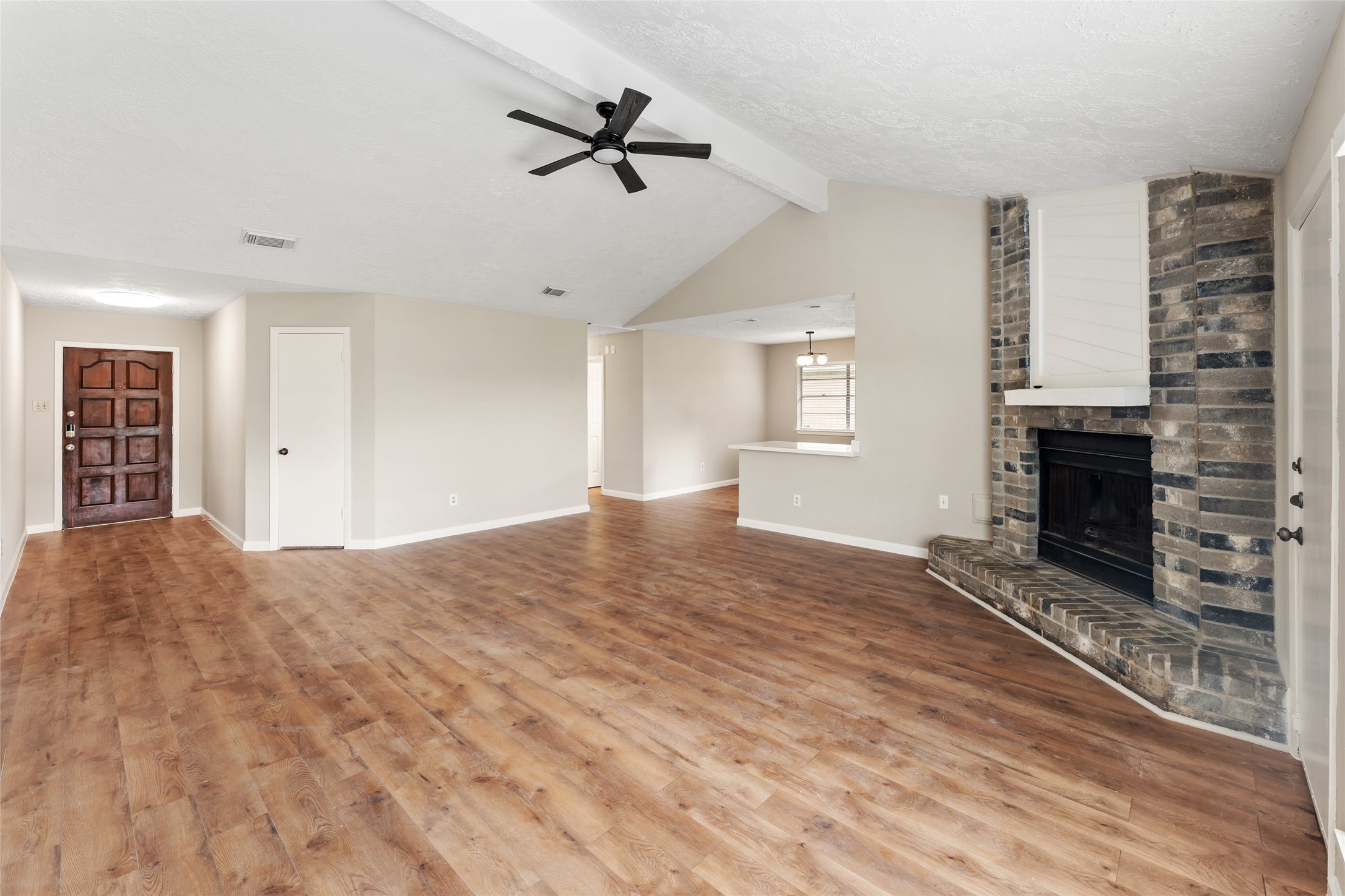 2327 Rittenmore Drive Property Photo 2