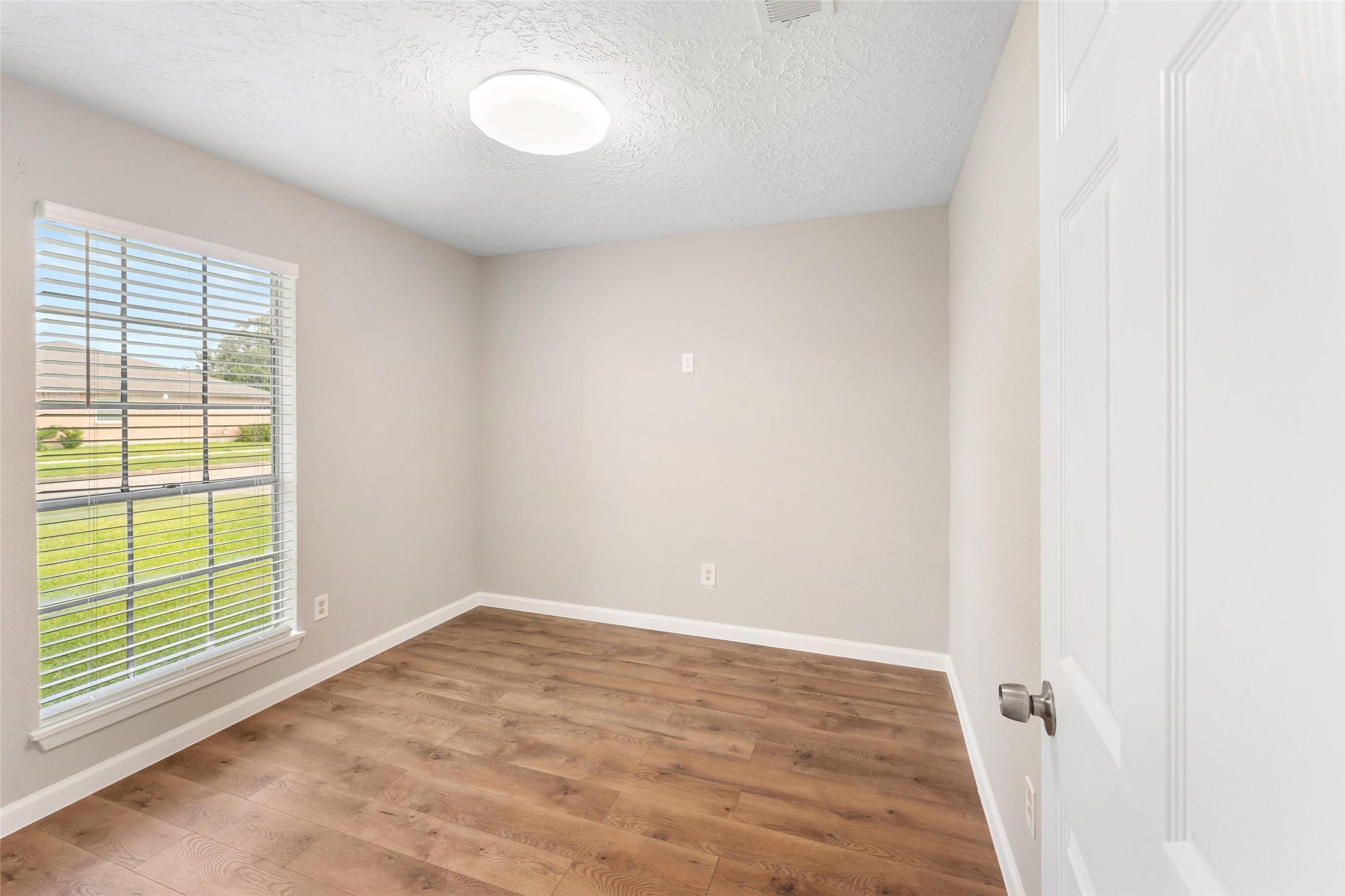 2327 Rittenmore Drive Property Photo 15