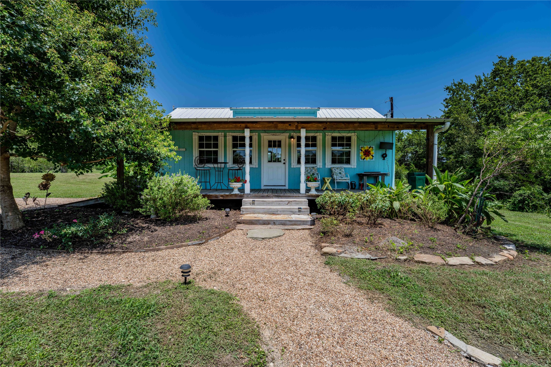5601 Wickel Road Property Photo 7