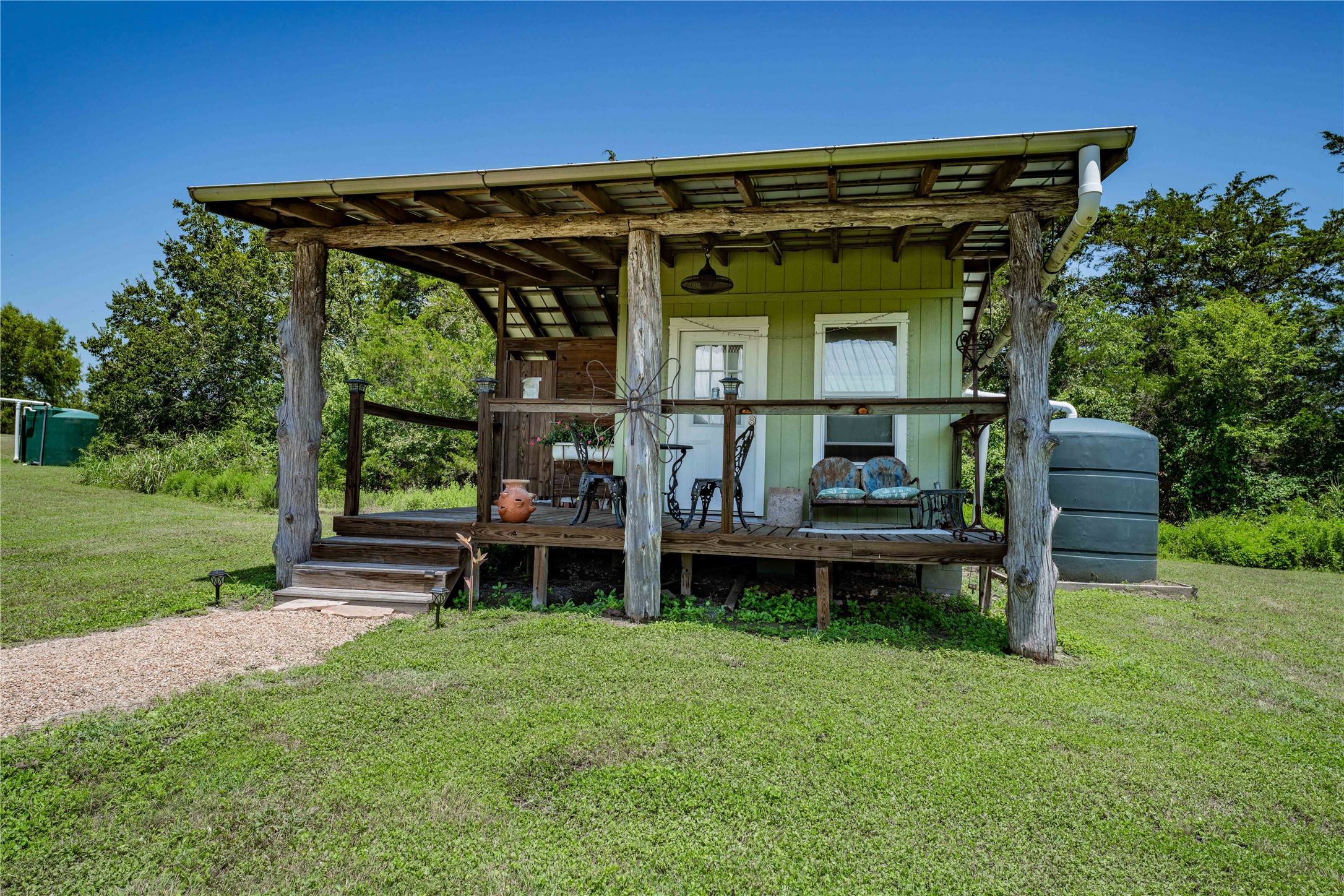 5601 Wickel Road Property Photo 8