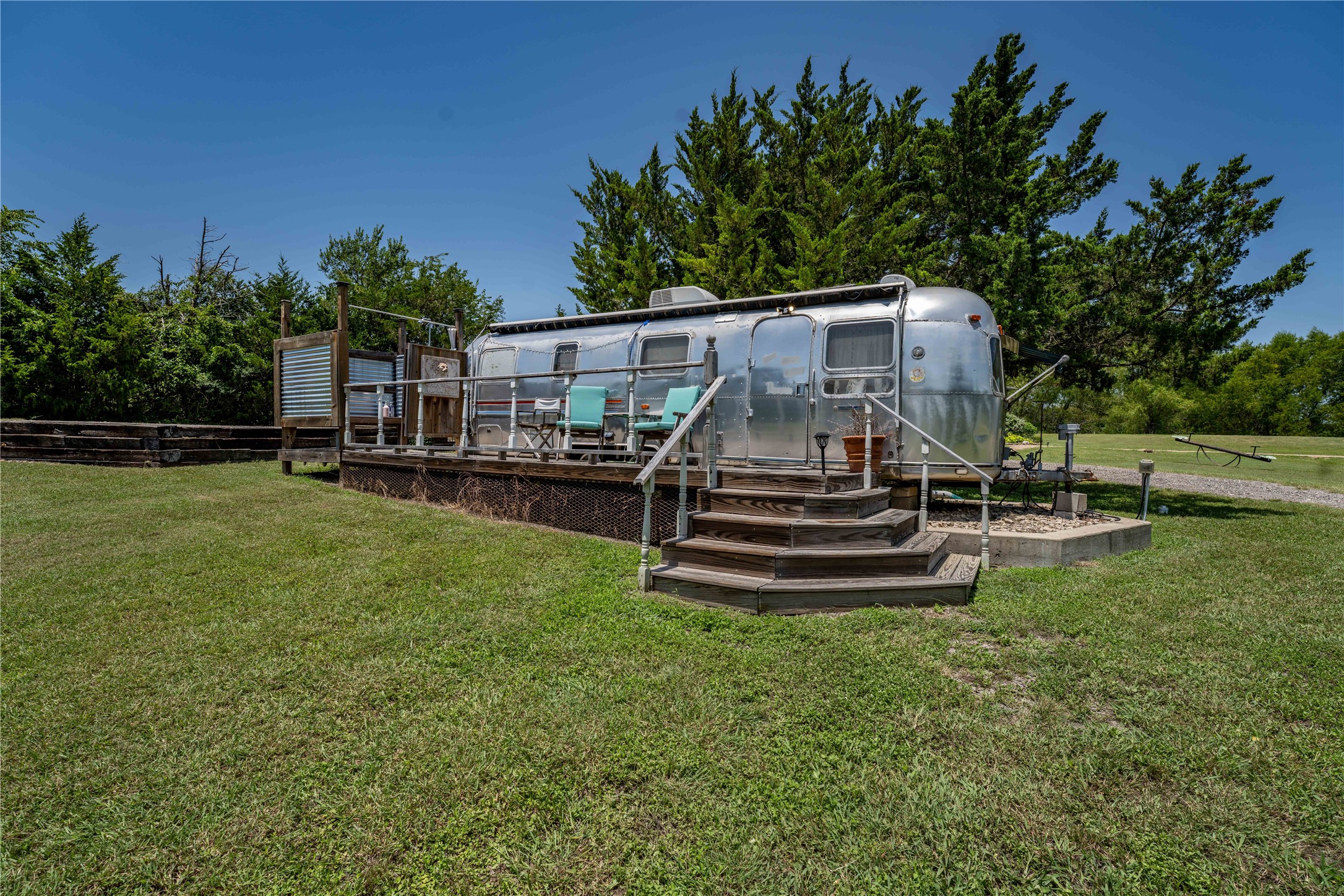 5601 Wickel Road Property Photo 10