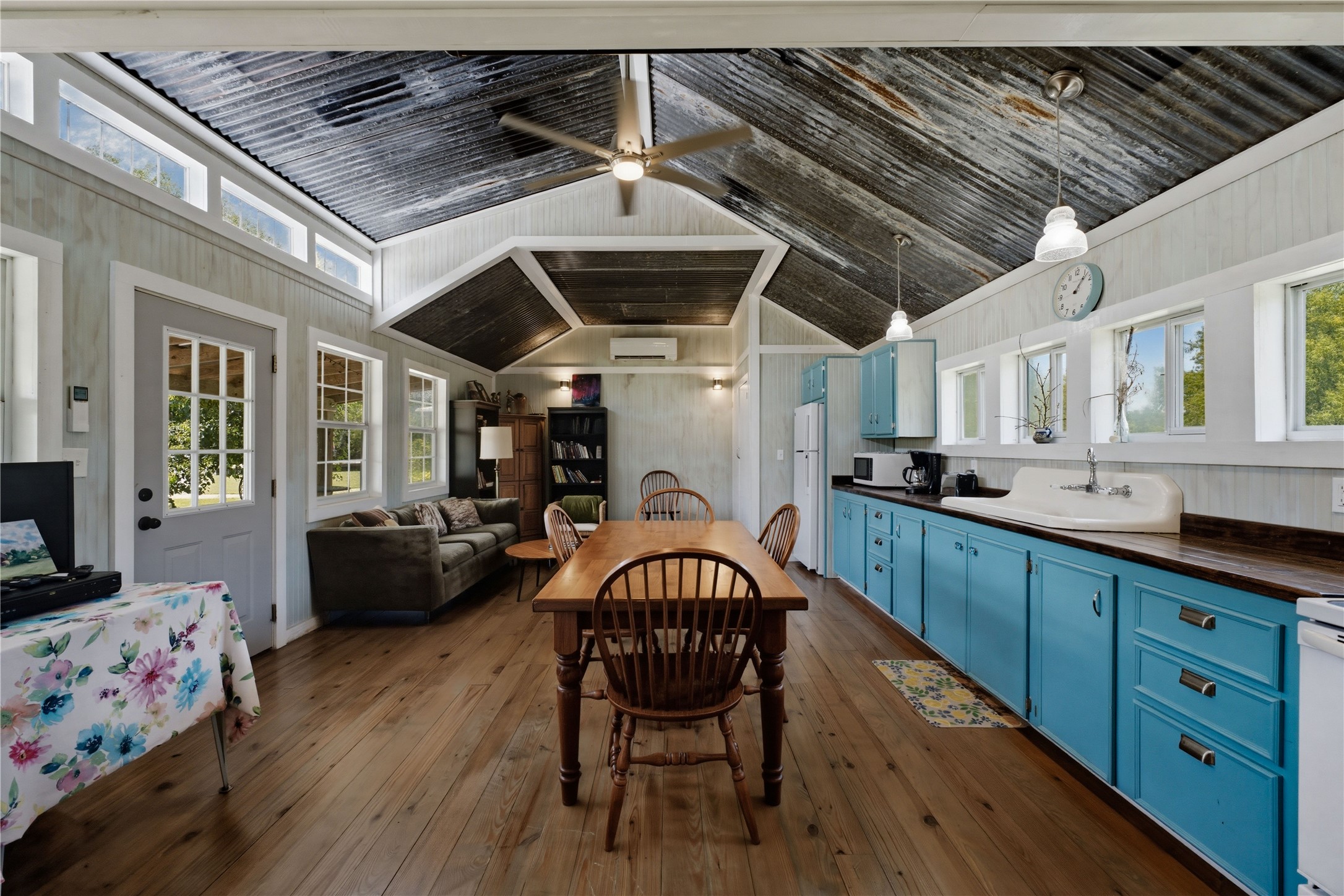 5601 Wickel Road Property Photo 24
