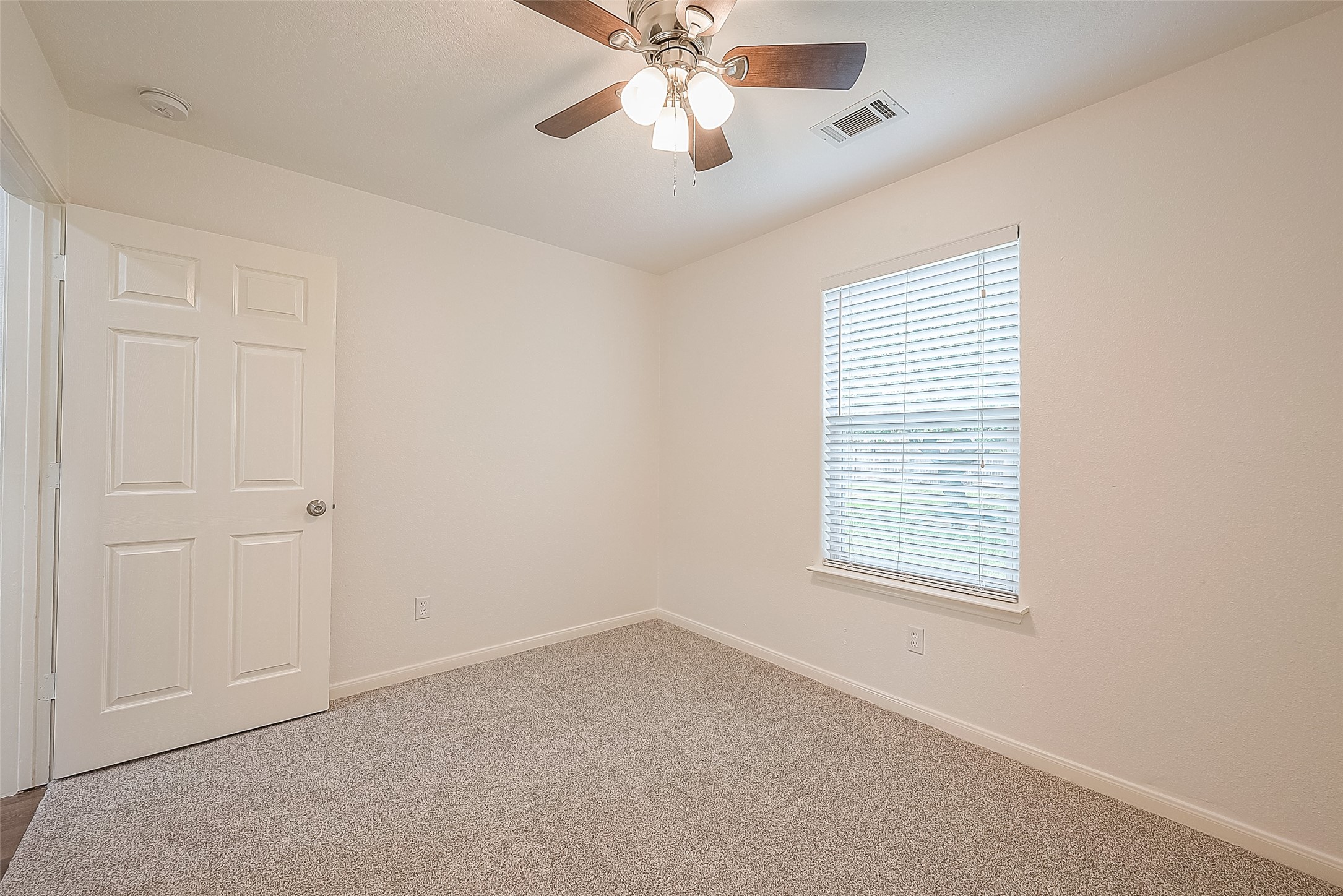 29019 Red River Loop Property Photo 10