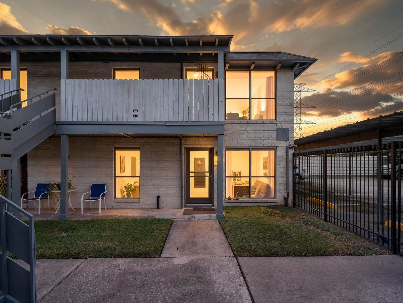 4500 Sherwood Lane # 31, Houston Tx 77092 Property Photo 1
