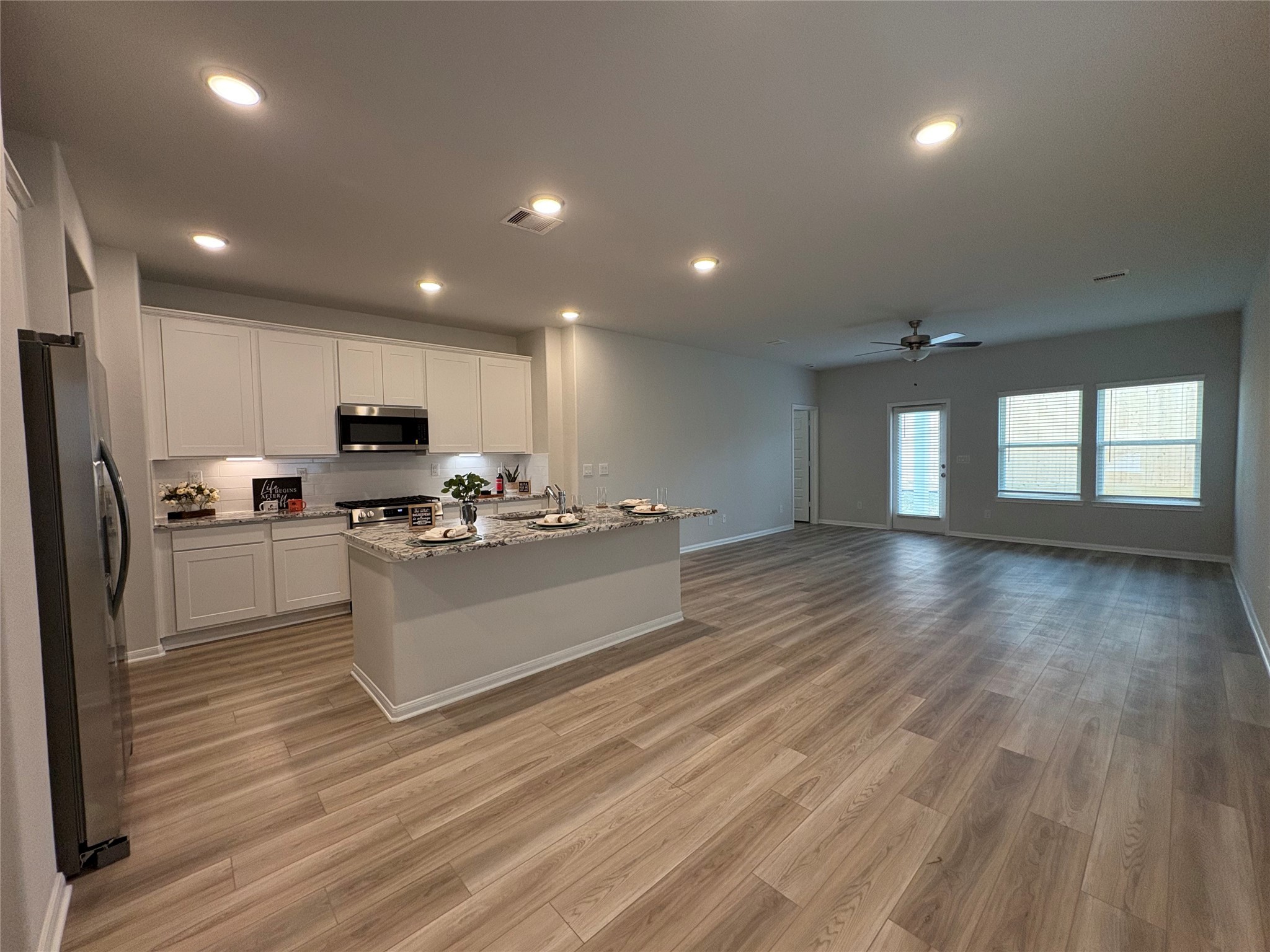 8466 Sweet Cherry Lane Property Photo 3