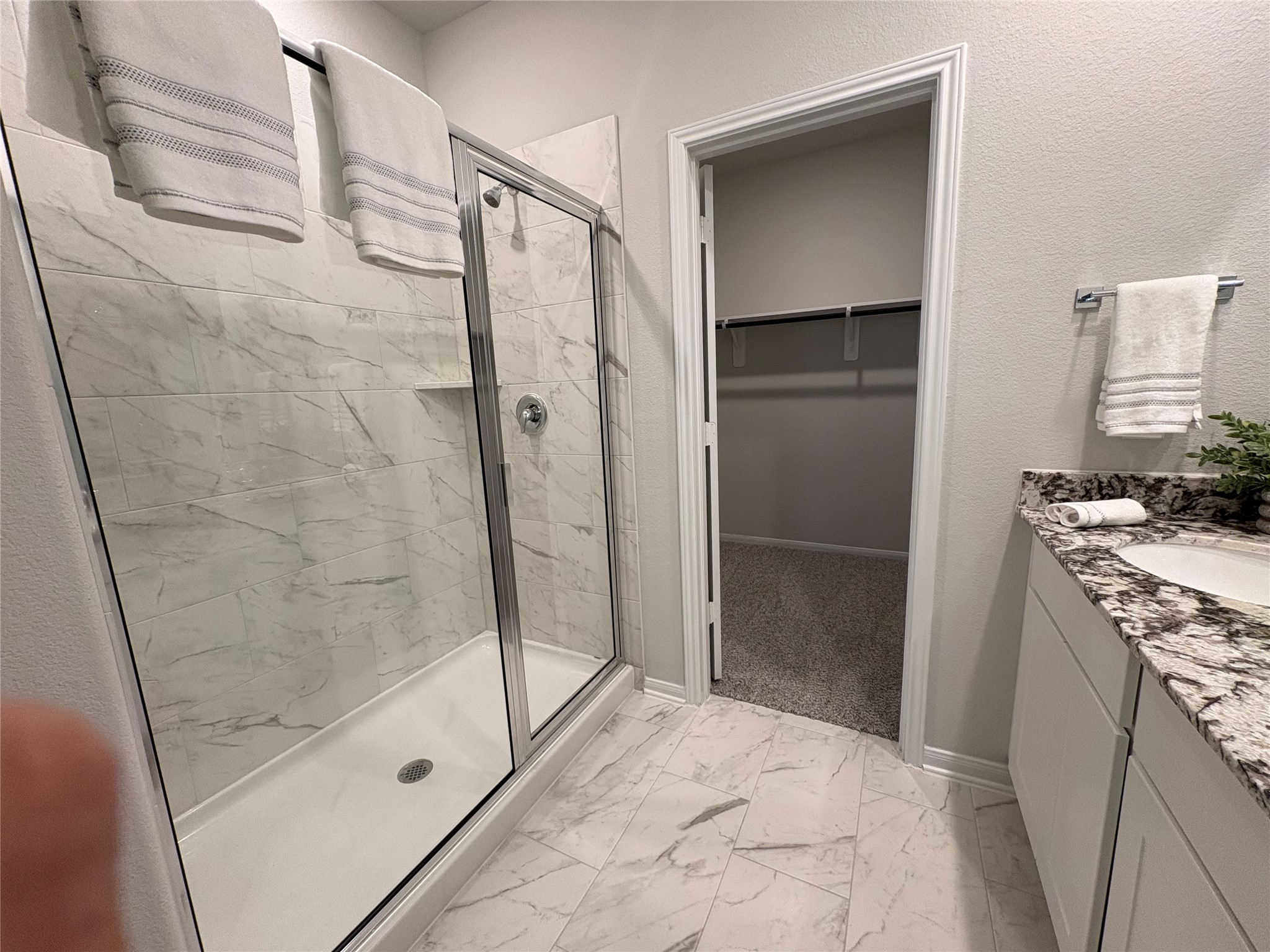 8466 Sweet Cherry Lane Property Photo 14