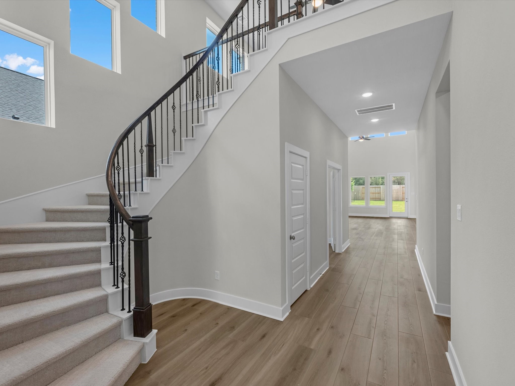 6921 Nubuck Drive Property Photo 10