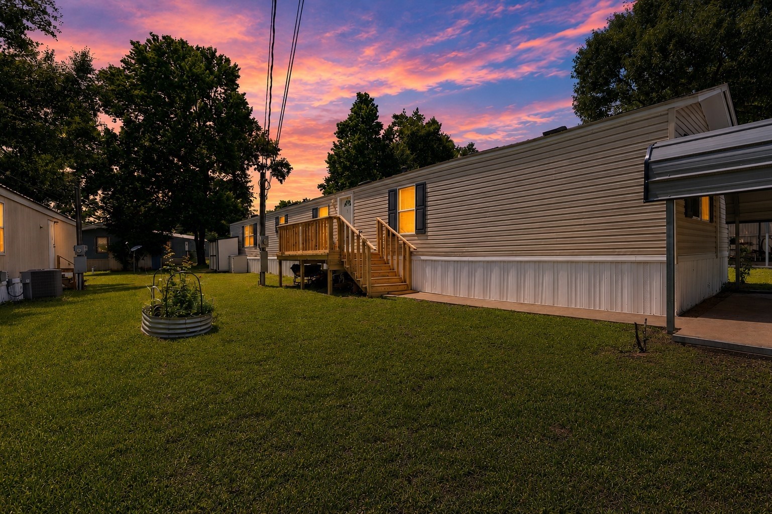 13053 Oak Manor Court Property Photo 2