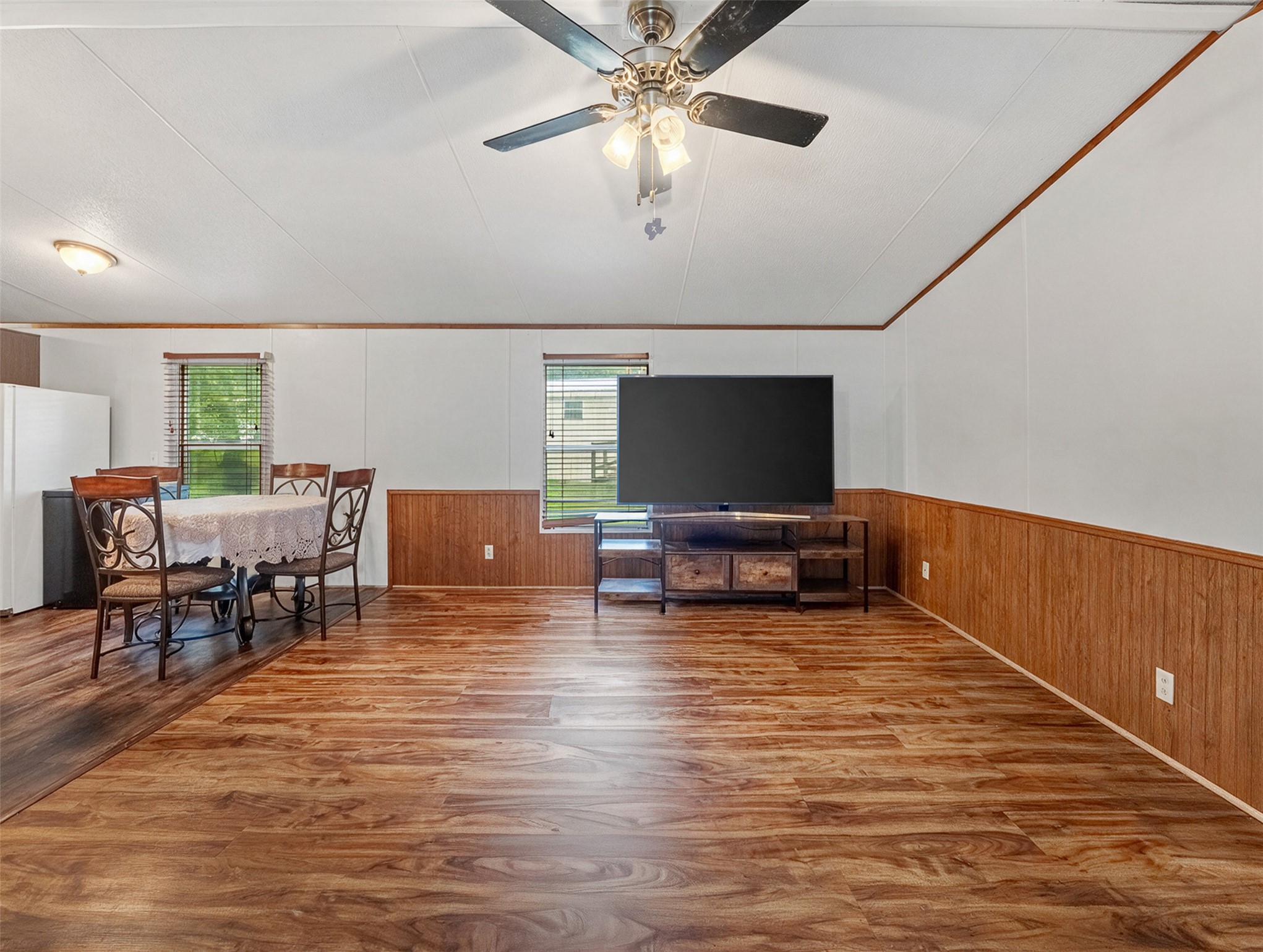 13053 Oak Manor Court Property Photo 6