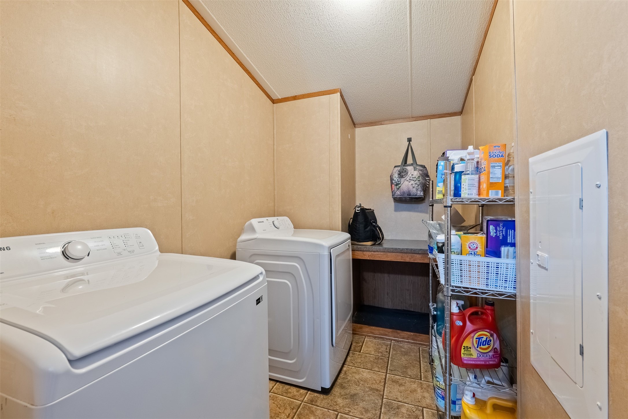 13053 Oak Manor Court Property Photo 15