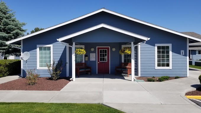 310 Klickitat Street Property Photo 1