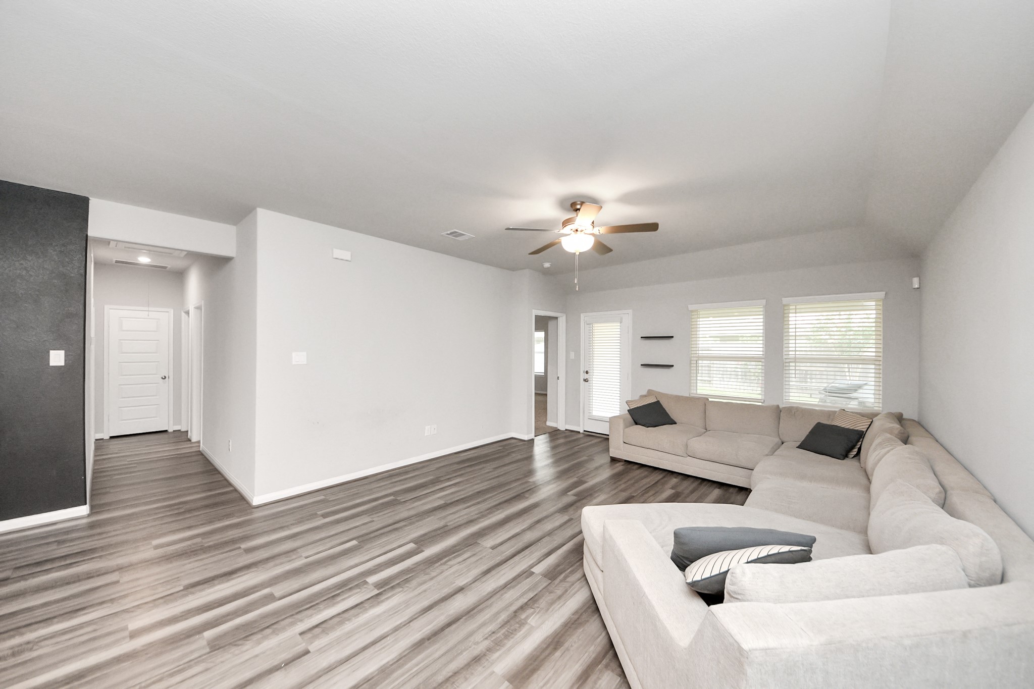518 Ellwood Terrace Lane Property Photo 15
