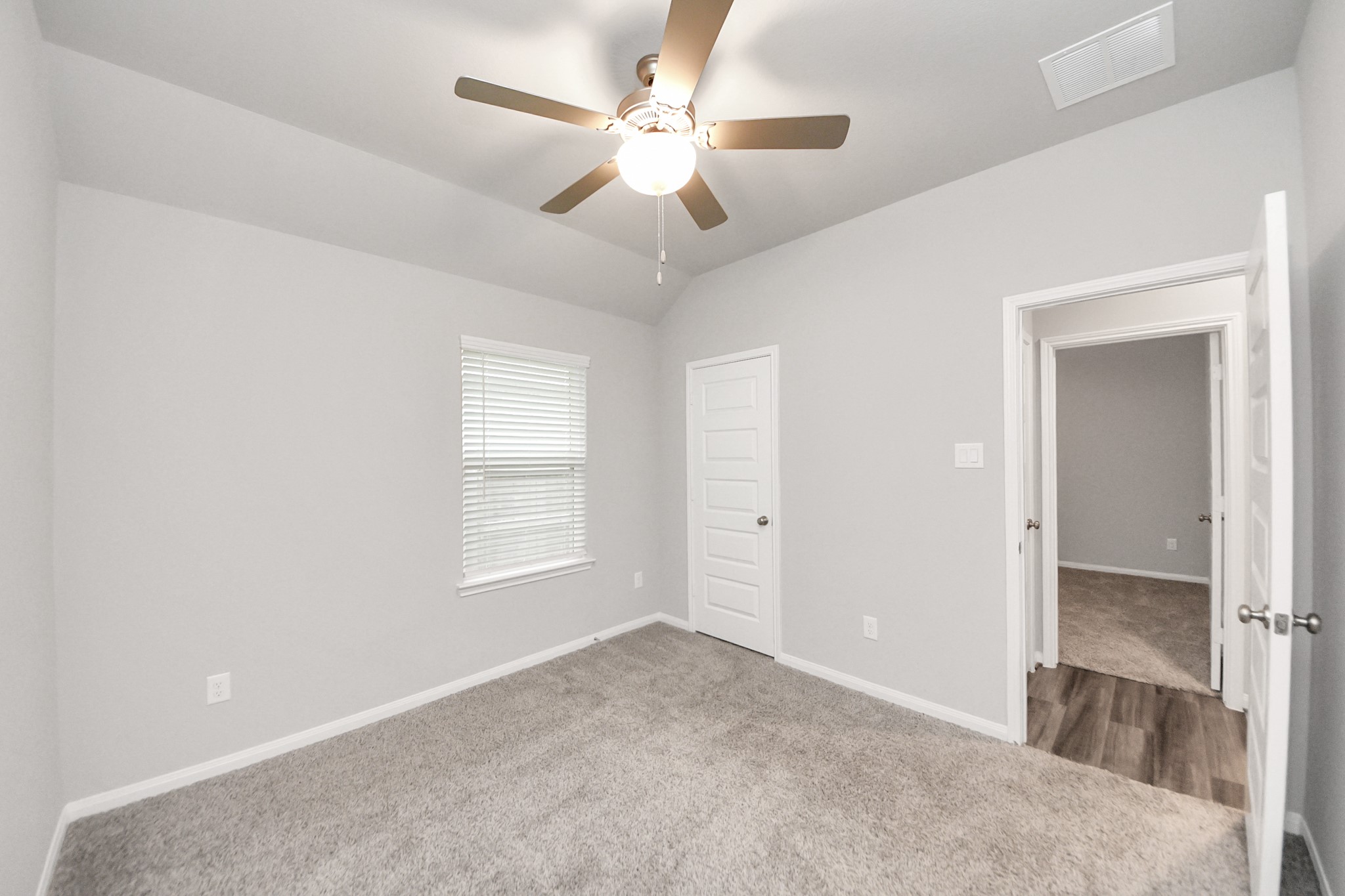 518 Ellwood Terrace Lane Property Photo 30