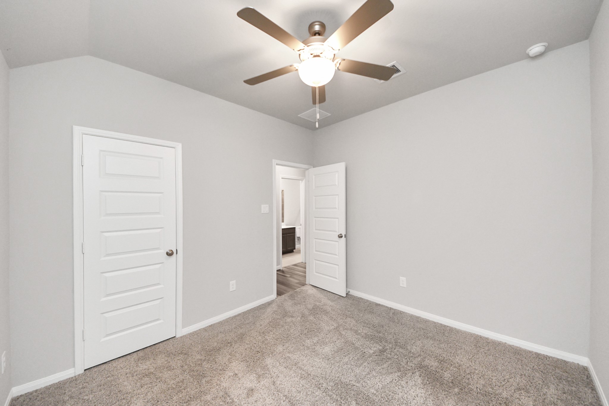 518 Ellwood Terrace Lane Property Photo 31