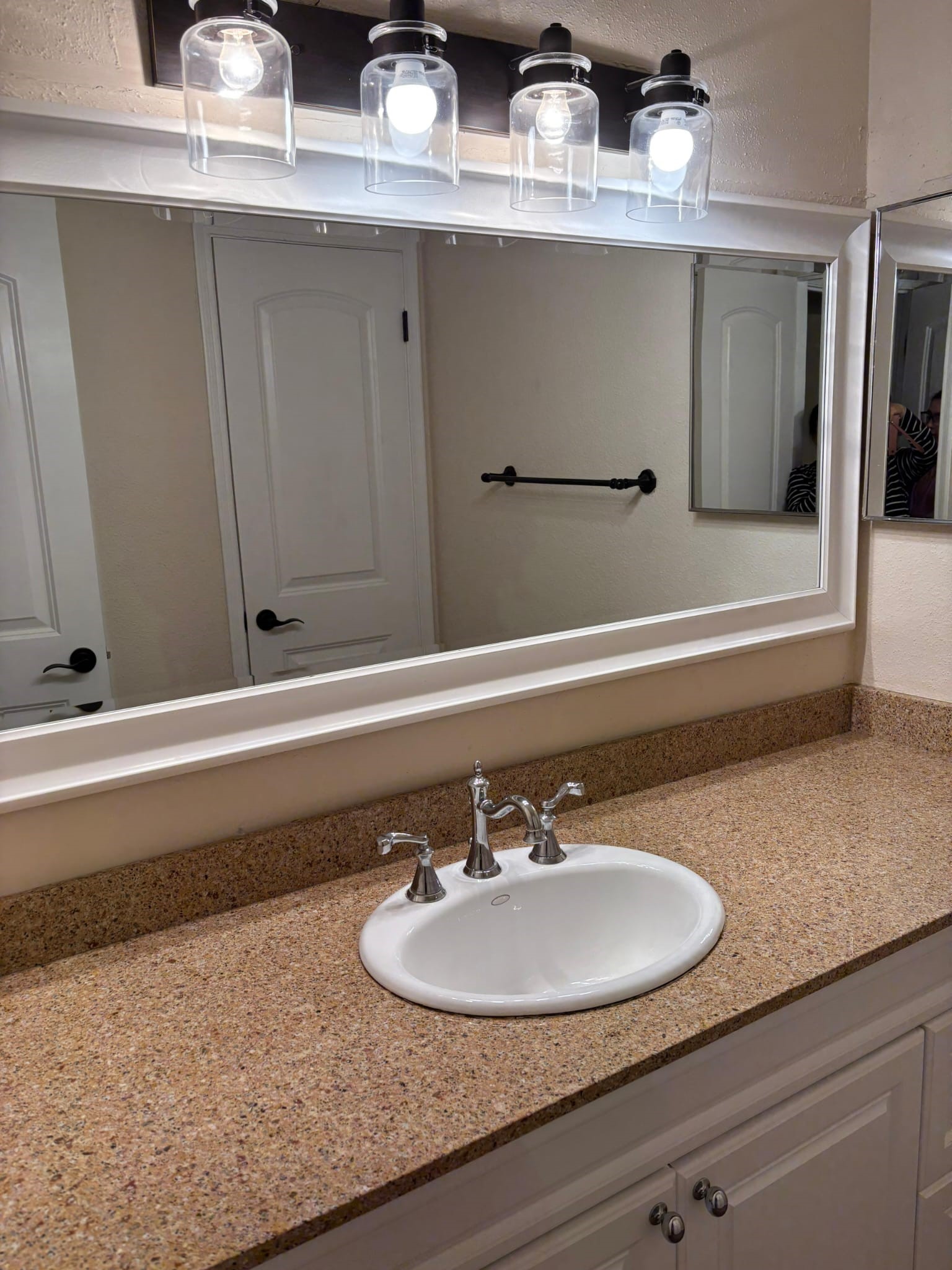 2121 Hepburn Street 707 Property Photo 3