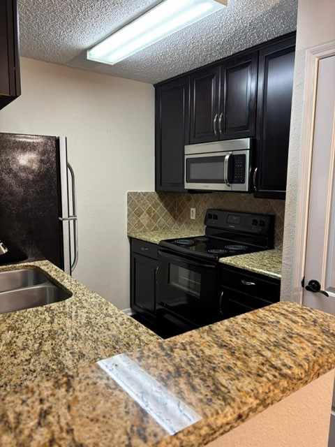 2121 Hepburn Street 707 Property Photo 6