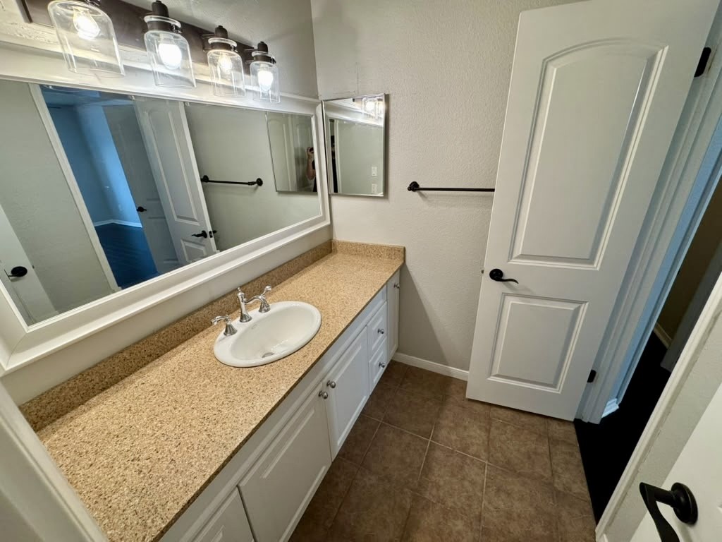 2121 Hepburn Street 707 Property Photo 12