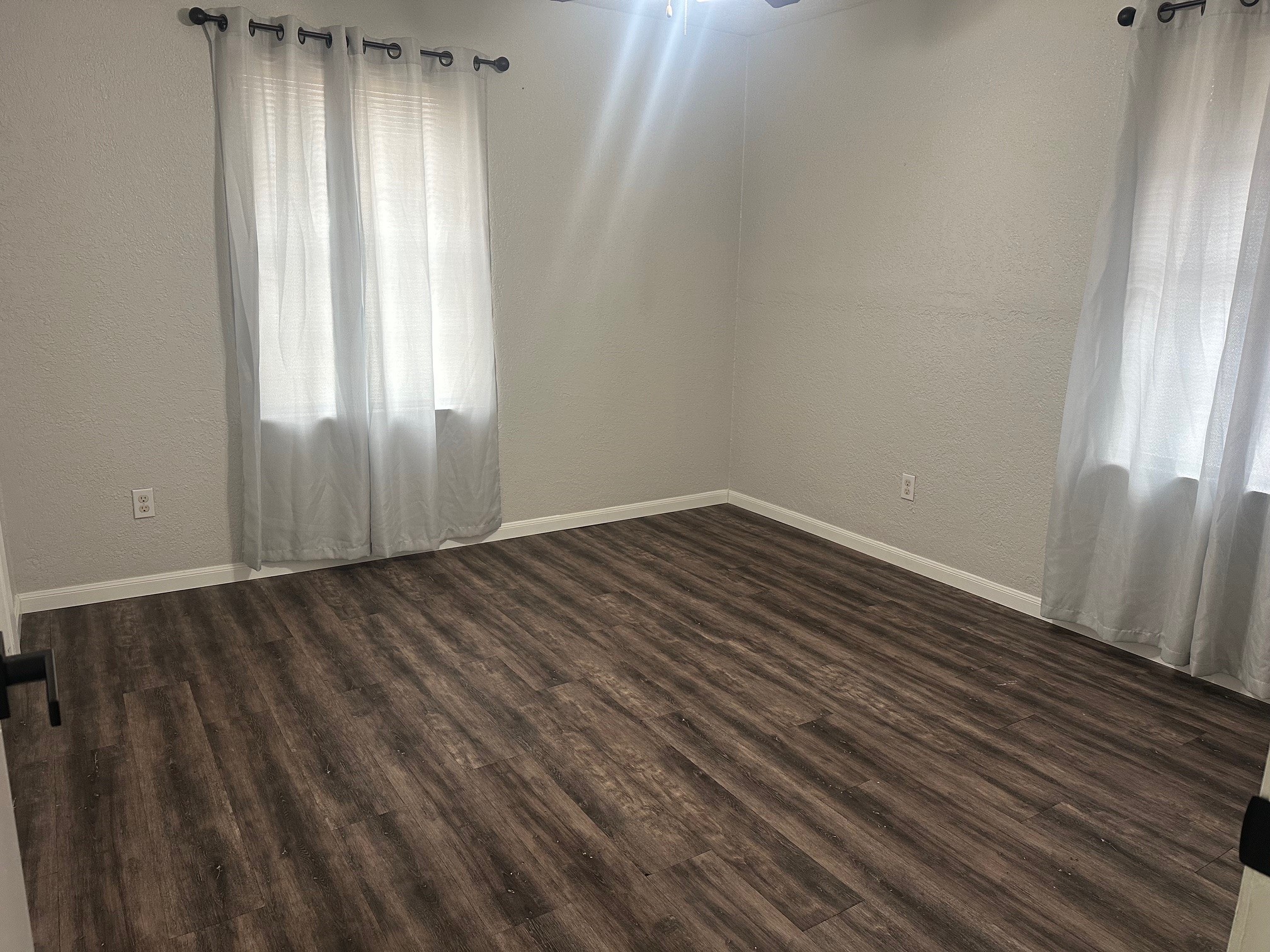 208 Walnut Street Property Photo 8