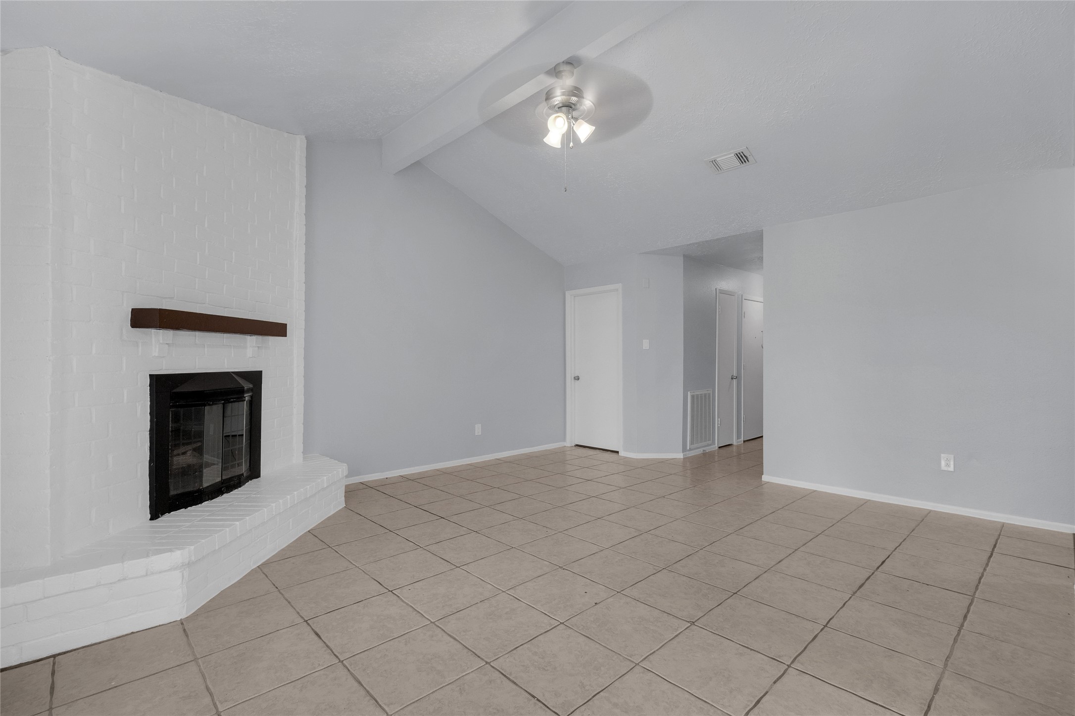 23430 Wintergate Drive Property Photo 5