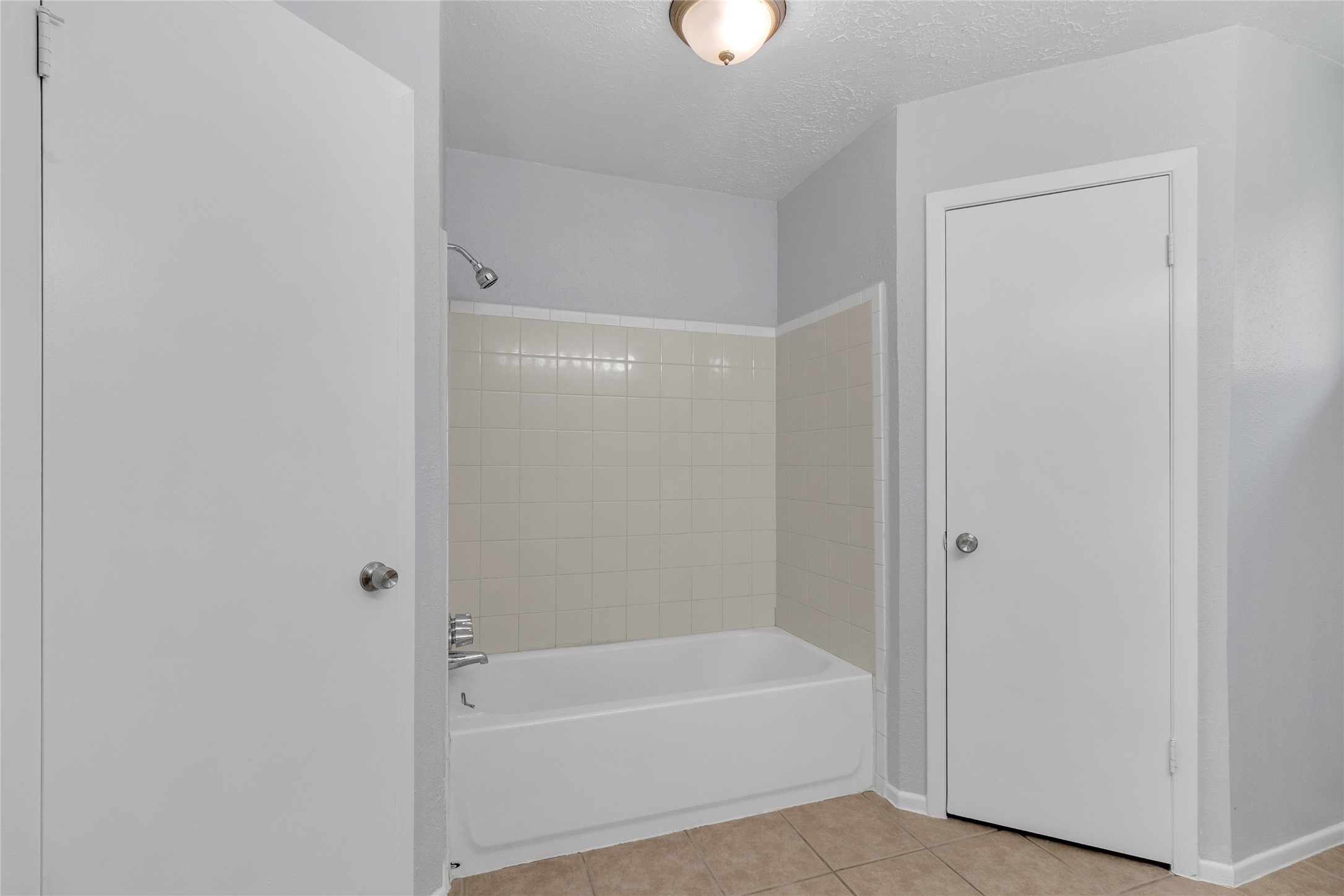 23430 Wintergate Drive Property Photo 12