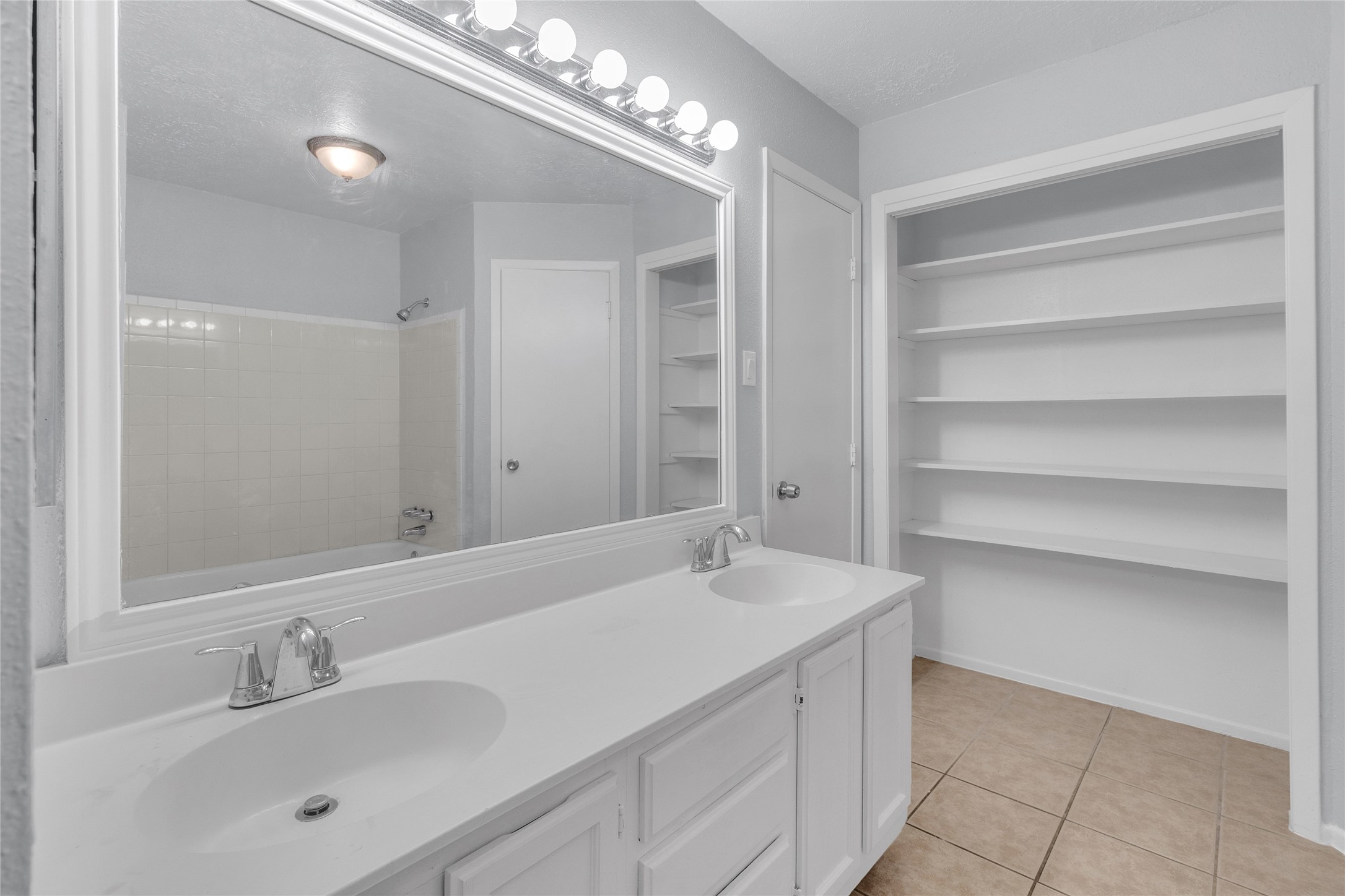 23430 Wintergate Drive Property Photo 16